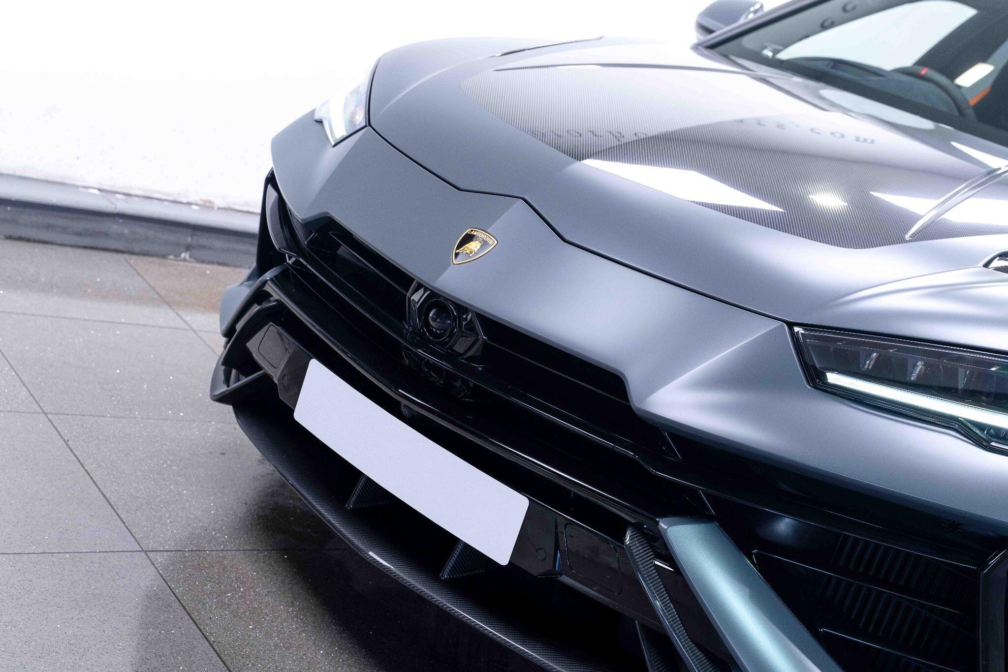 Lamborghini URUS 4.0 V8 BiTurbo Performante SUV 5dr Petrol Auto 4WD Euro 6 (666 ps) 5dr Automatic 2025