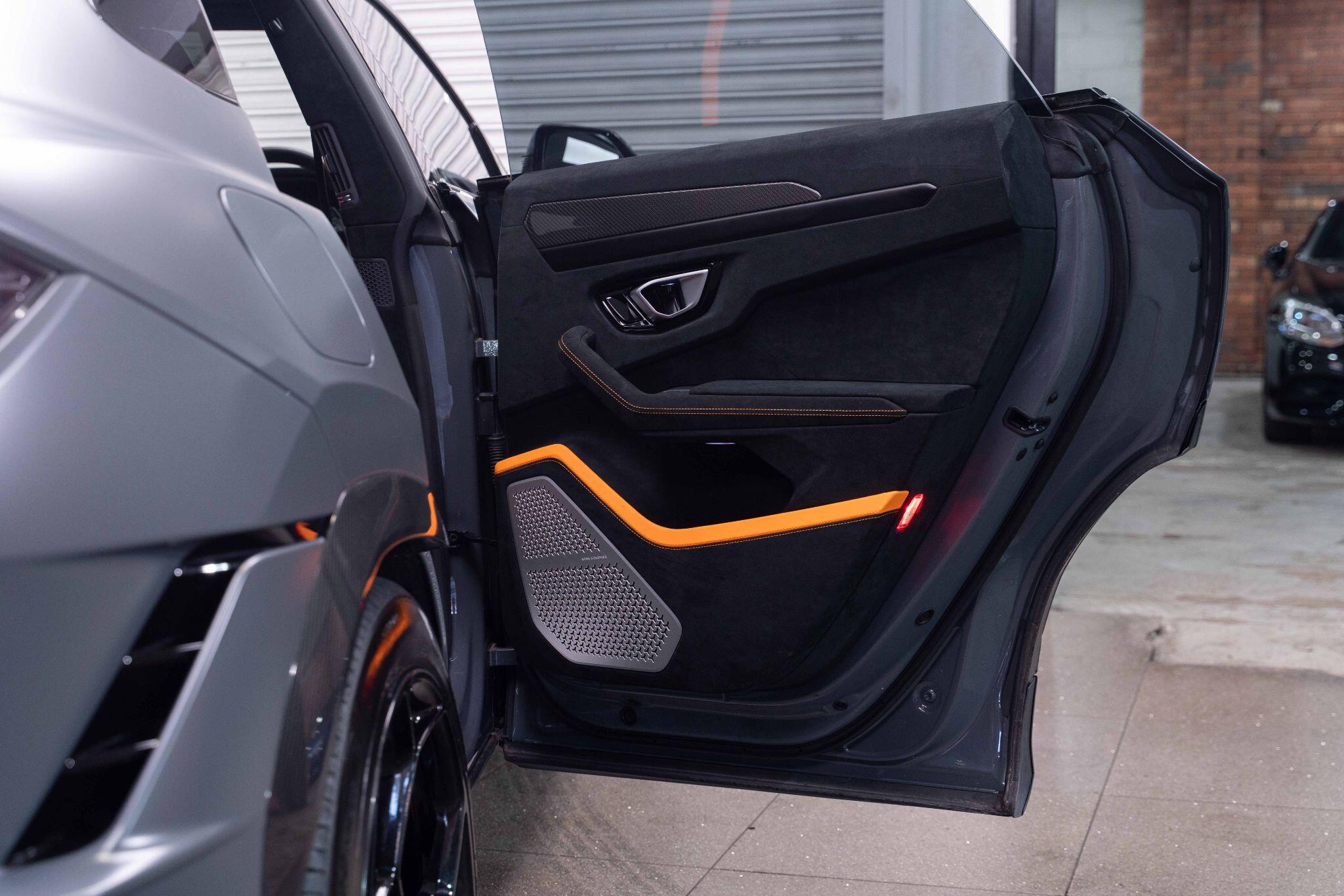 Lamborghini URUS 4.0 V8 BiTurbo Performante SUV 5dr Petrol Auto 4WD Euro 6 (666 ps) 5dr Automatic 2025