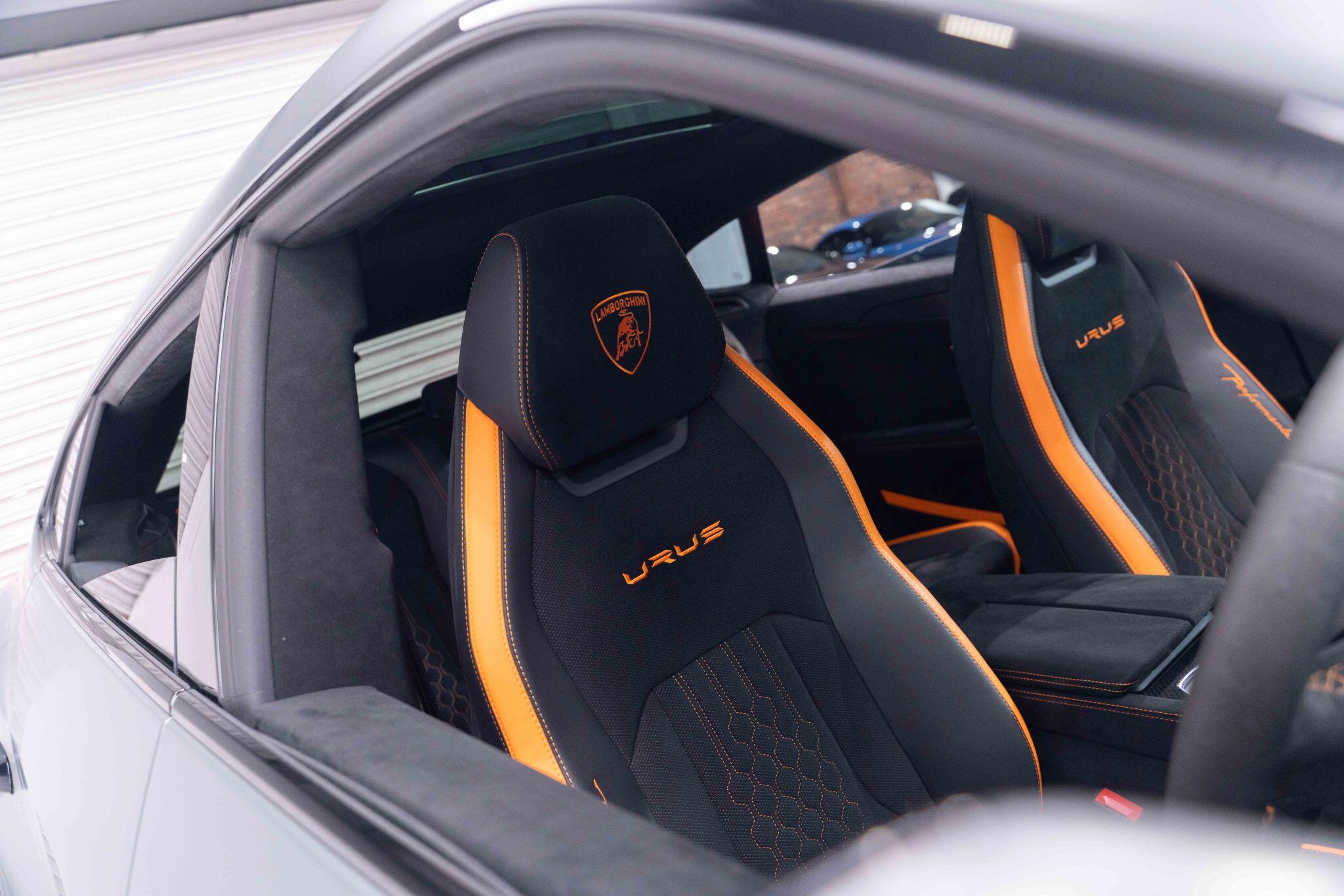 Lamborghini URUS 4.0 V8 BiTurbo Performante SUV 5dr Petrol Auto 4WD Euro 6 (666 ps) 5dr Automatic 2025