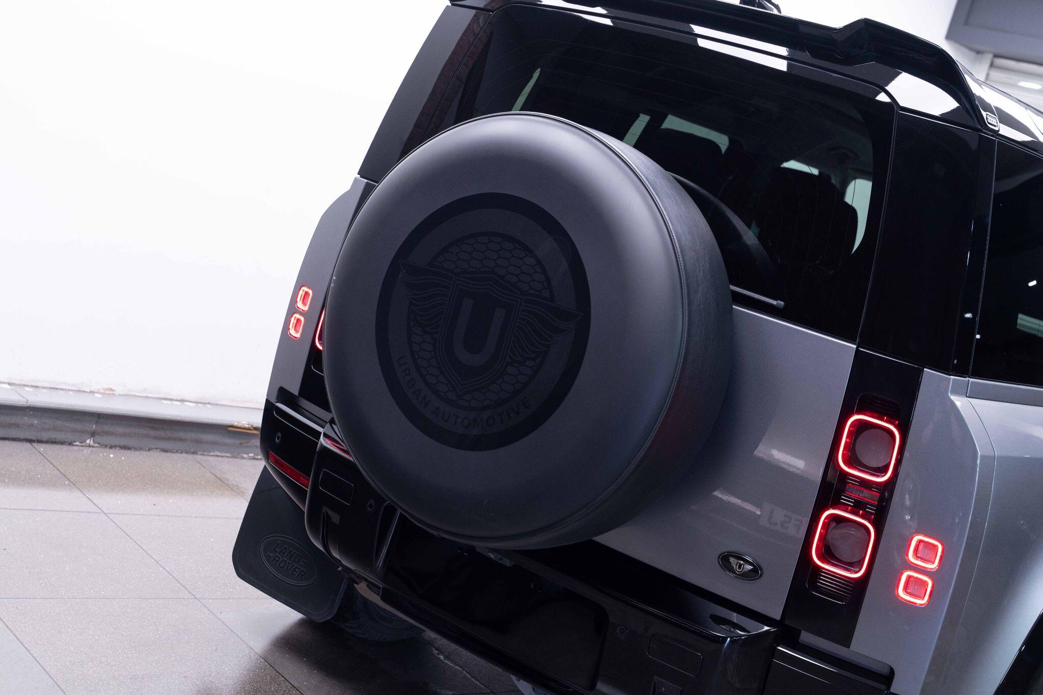 Land Rover DEFENDER 110 3.0 D300 MHEV HSE SUV 5dr Diesel Auto 4WD Euro 6 (s/s) (300 ps) 5dr Automatic 2026