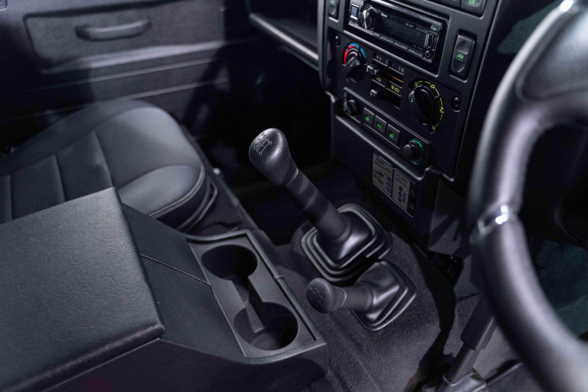 Land Rover Defender 90 2.2 TDCi XS 4WD SWB Euro 5 3dr 3dr Manual 2026