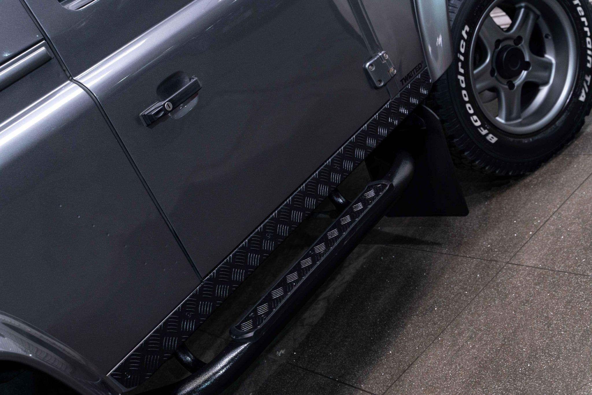 Land Rover Defender 90 2.2 TDCi XS 4WD SWB Euro 5 3dr 3dr Manual 2026