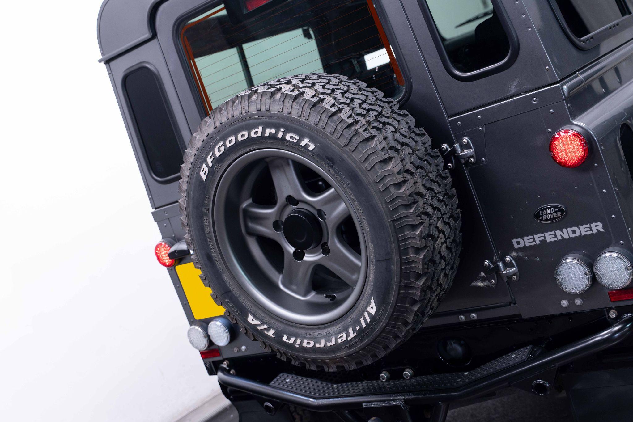 Land Rover Defender 90 2.2 TDCi XS 4WD SWB Euro 5 3dr 3dr Manual 2026