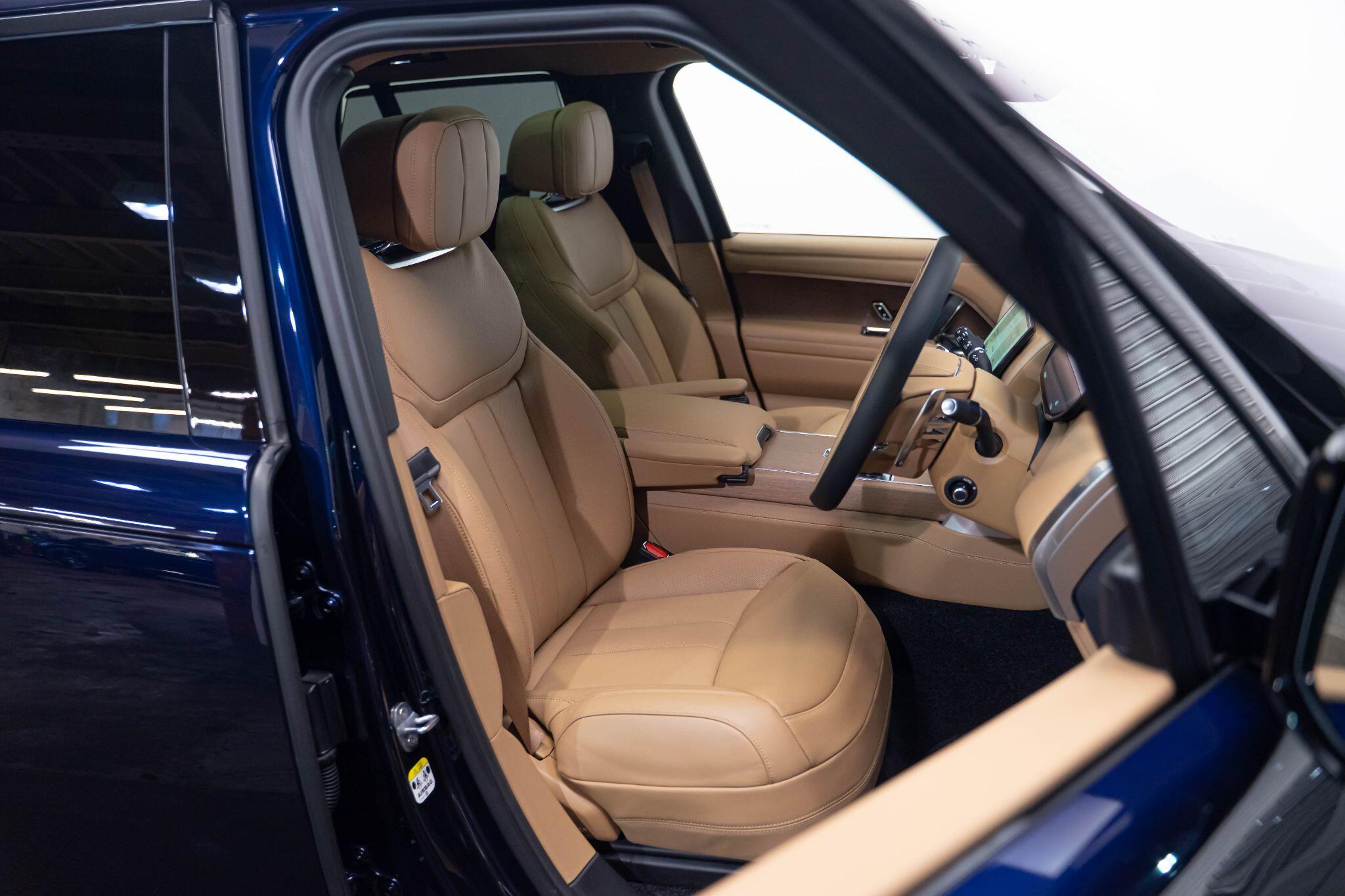 Land Rover Range Rover 3.0 P400 MHEV Autobiography Auto 4WD Euro 6 (s/s) 5dr 5dr Automatic 2026