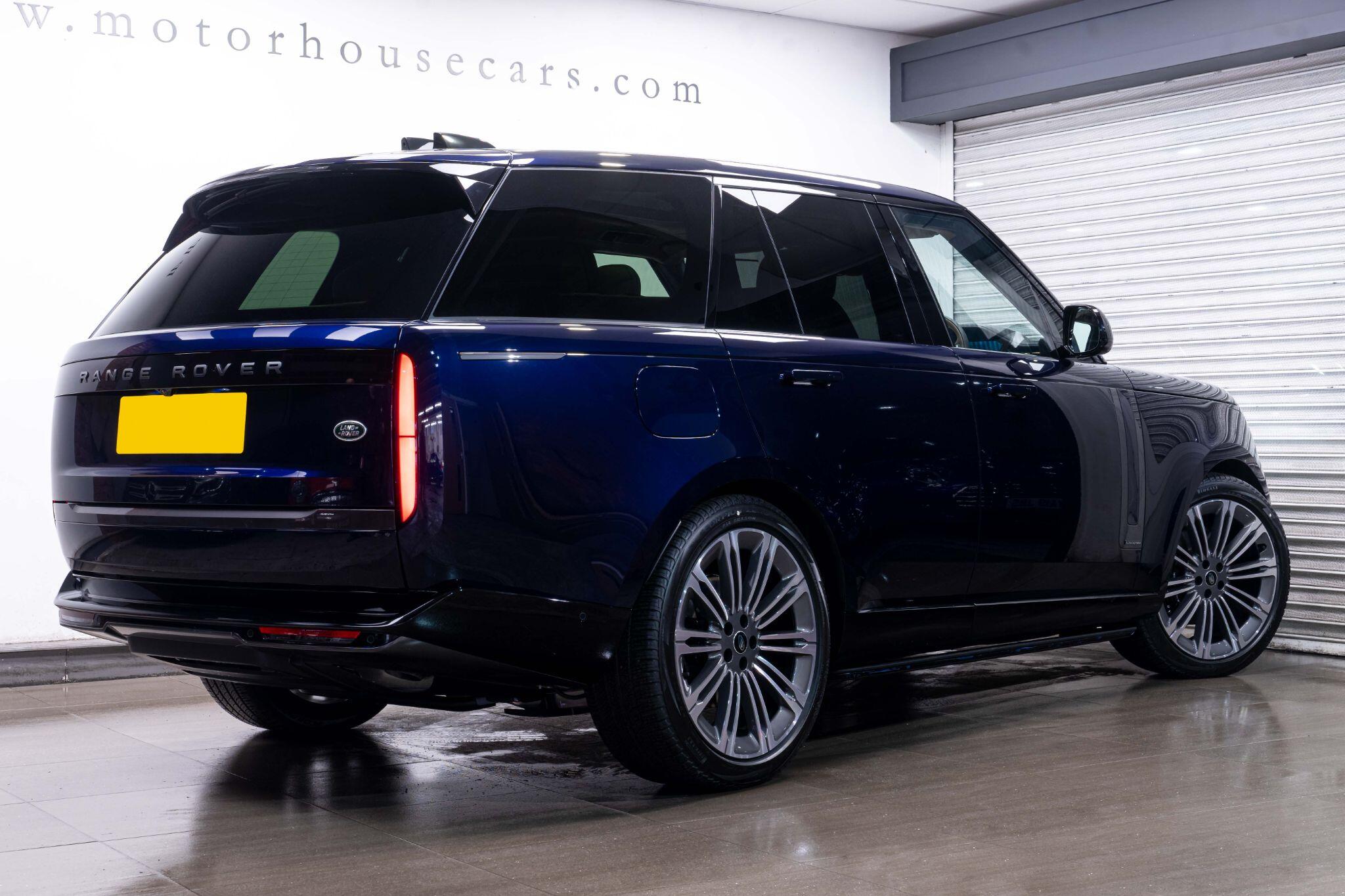 Land Rover Range Rover 3.0 P400 MHEV Autobiography Auto 4WD Euro 6 (s/s) 5dr 5dr Automatic 2026