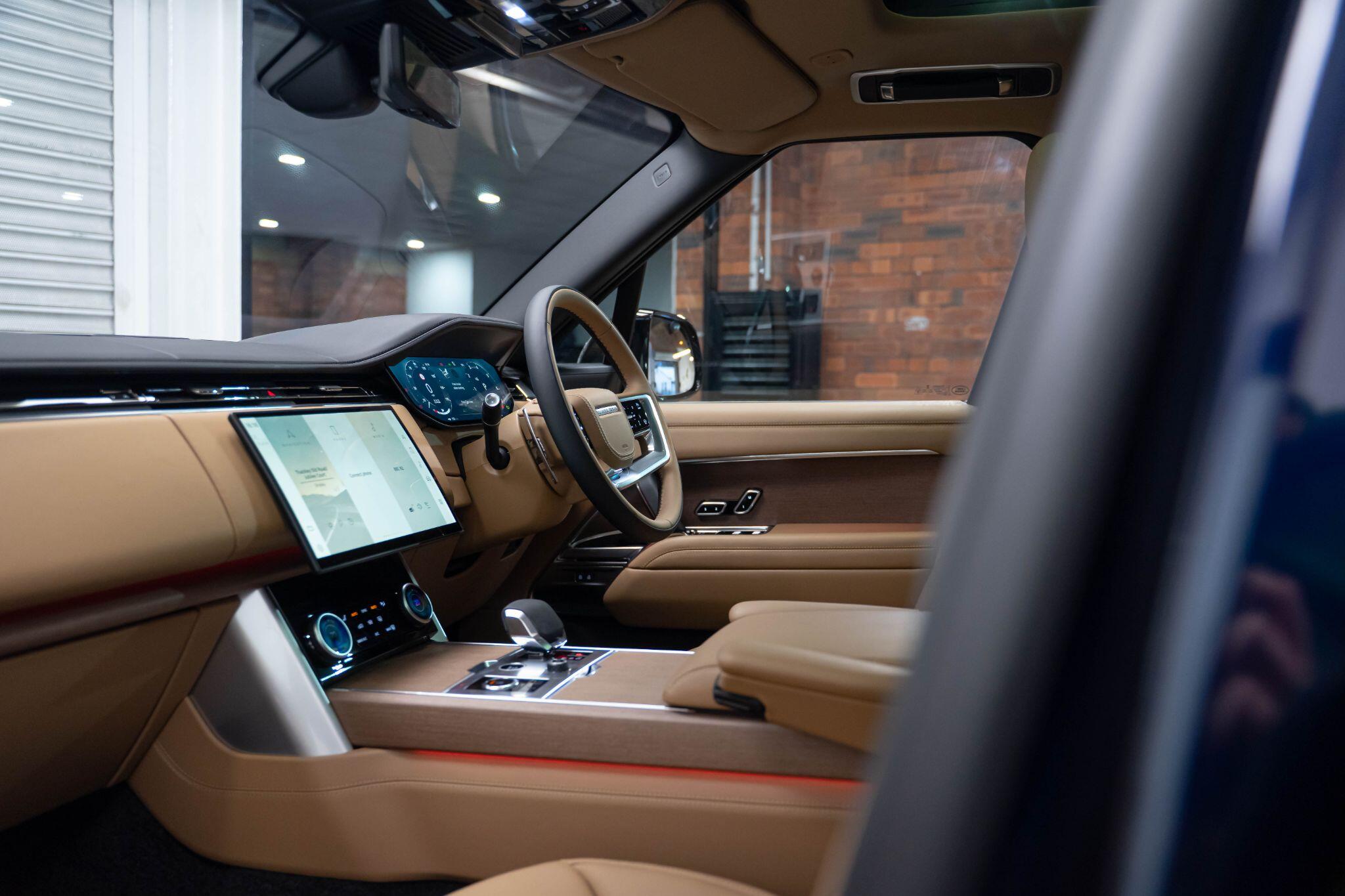 Land Rover Range Rover 3.0 P400 MHEV Autobiography Auto 4WD Euro 6 (s/s) 5dr 5dr Automatic 2026