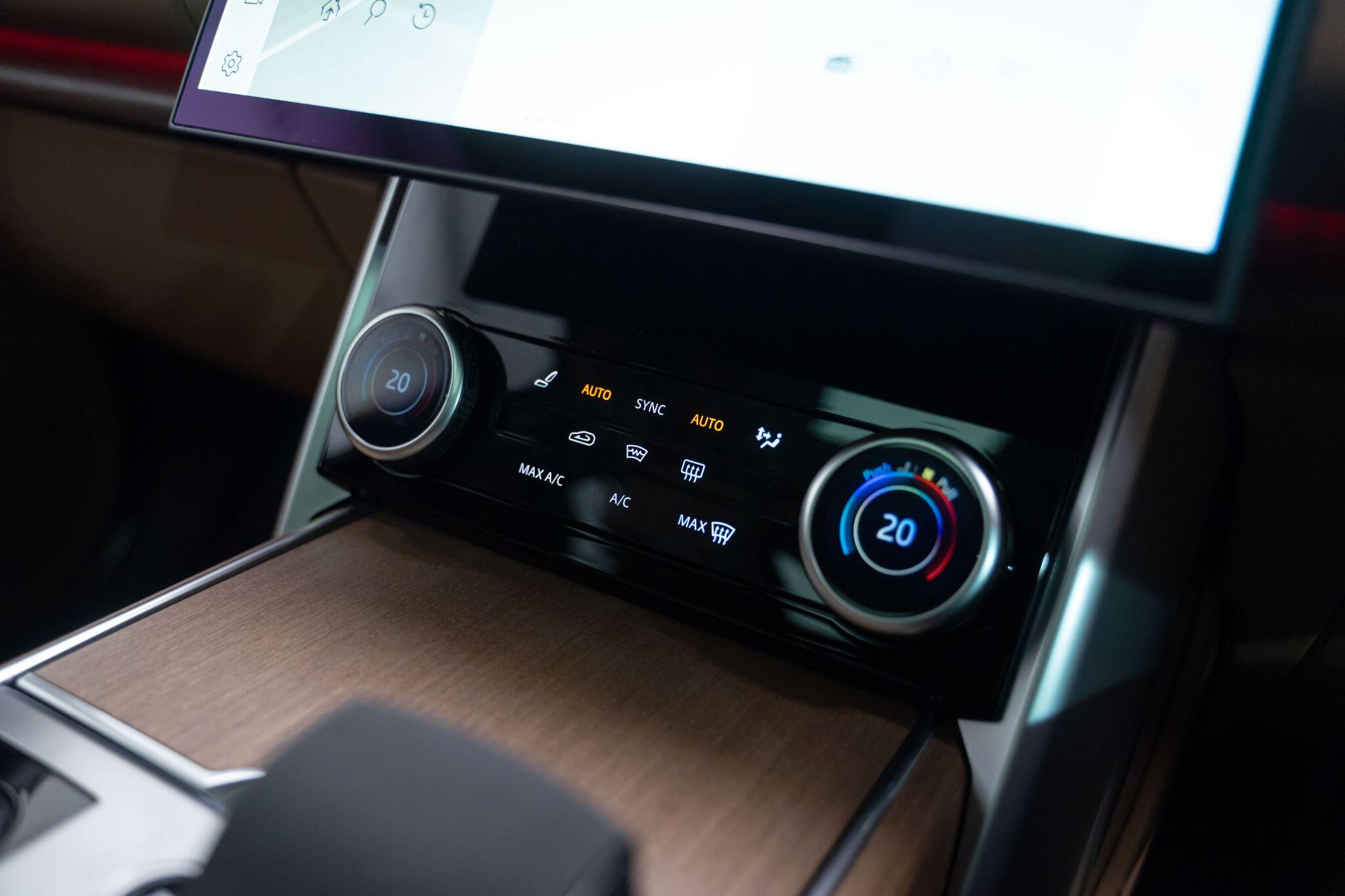 Land Rover Range Rover 3.0 P400 MHEV Autobiography Auto 4WD Euro 6 (s/s) 5dr 5dr Automatic 2026