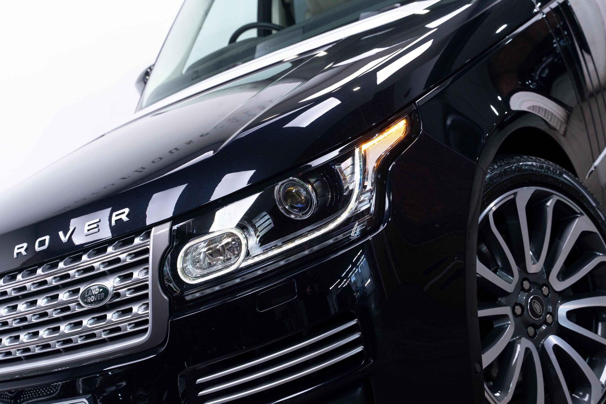 Land Rover Range Rover 5.0 P525 V8 Autobiography Auto 4WD Euro 6 (s/s) 5dr 5dr Automatic 2025