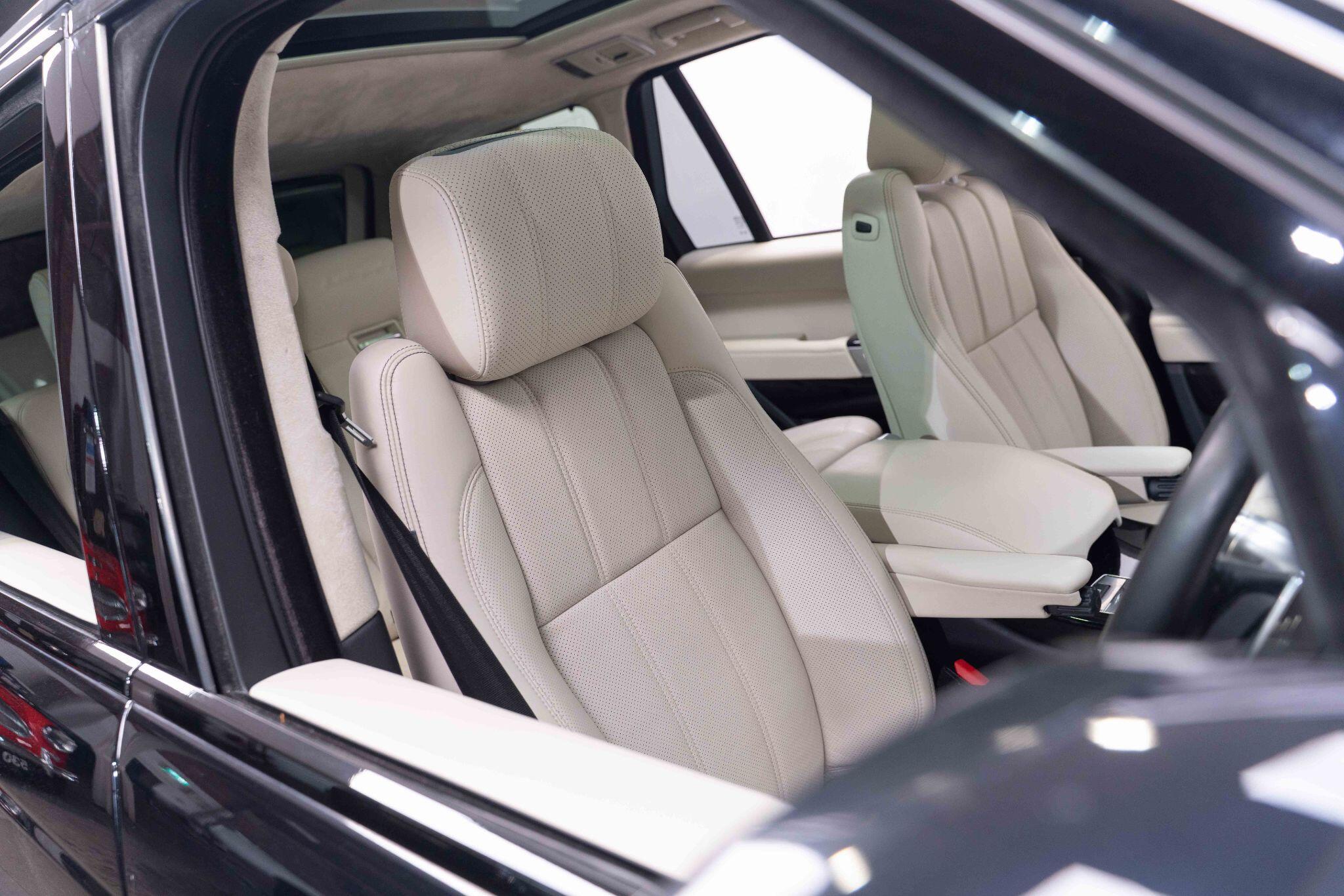 Land Rover Range Rover 5.0 P525 V8 Autobiography Auto 4WD Euro 6 (s/s) 5dr 5dr Automatic 2025