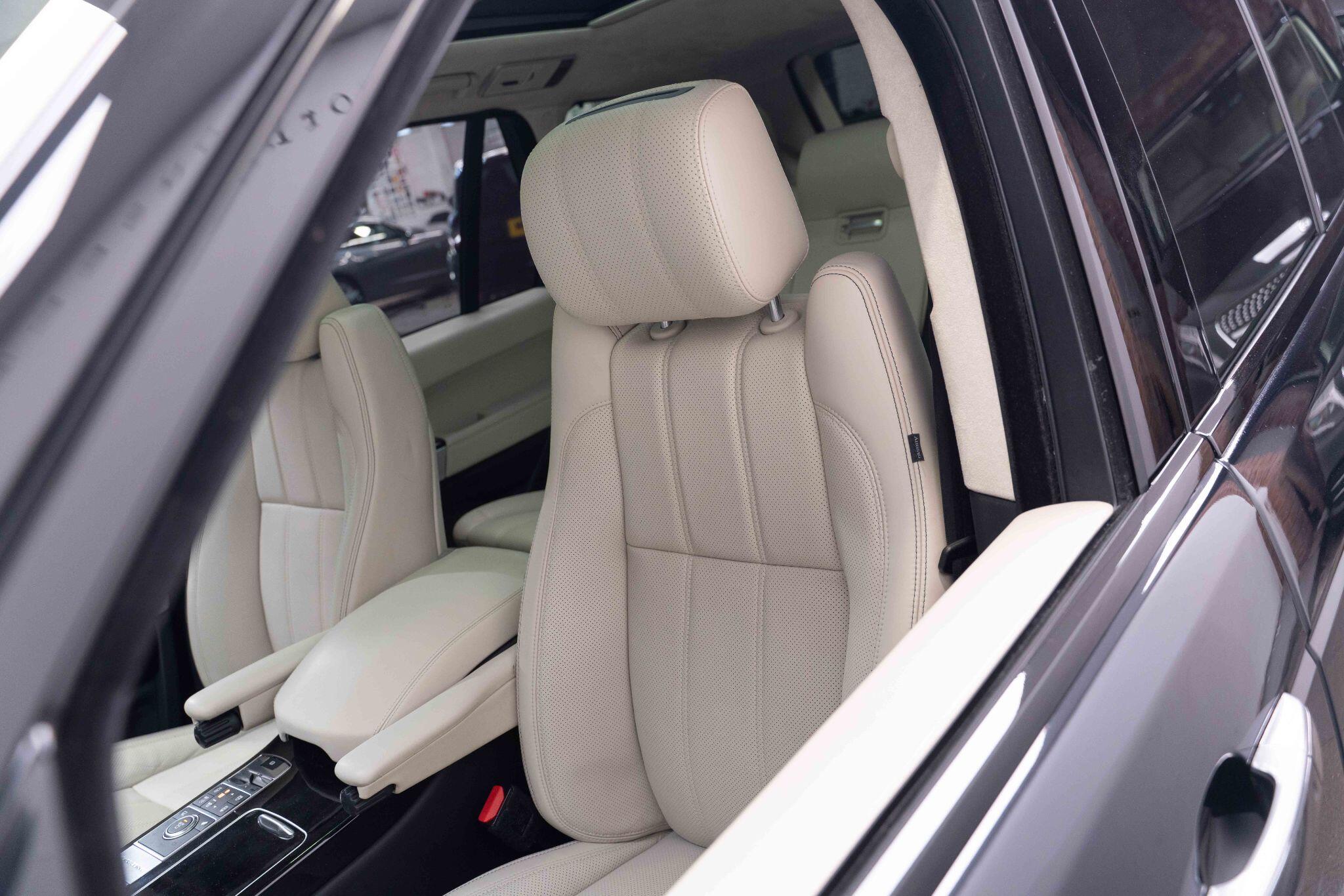 Land Rover Range Rover 5.0 P525 V8 Autobiography Auto 4WD Euro 6 (s/s) 5dr 5dr Automatic 2025