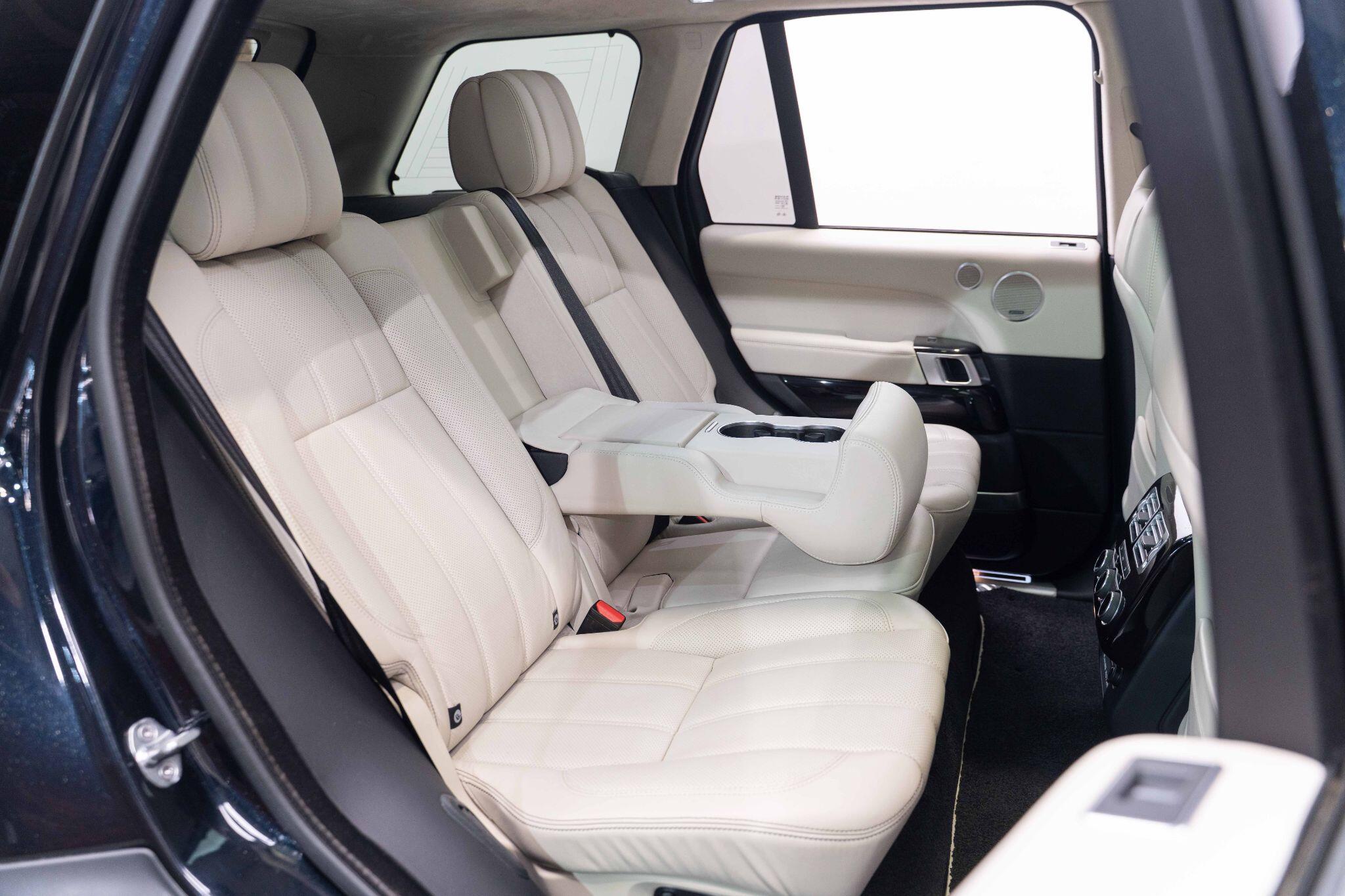 Land Rover Range Rover 5.0 P525 V8 Autobiography Auto 4WD Euro 6 (s/s) 5dr 5dr Automatic 2025