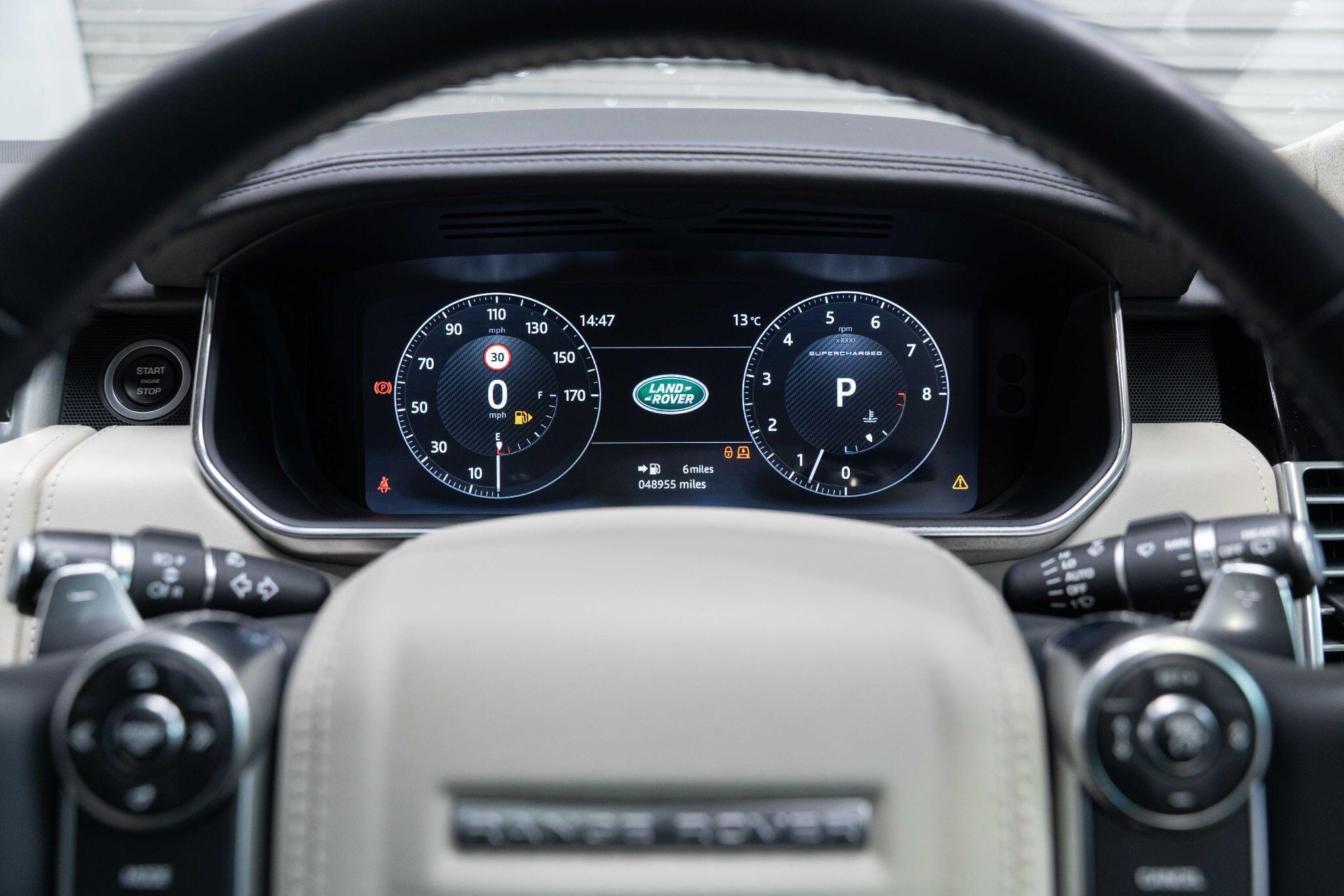 Land Rover Range Rover 5.0 P525 V8 Autobiography Auto 4WD Euro 6 (s/s) 5dr 5dr Automatic 2025