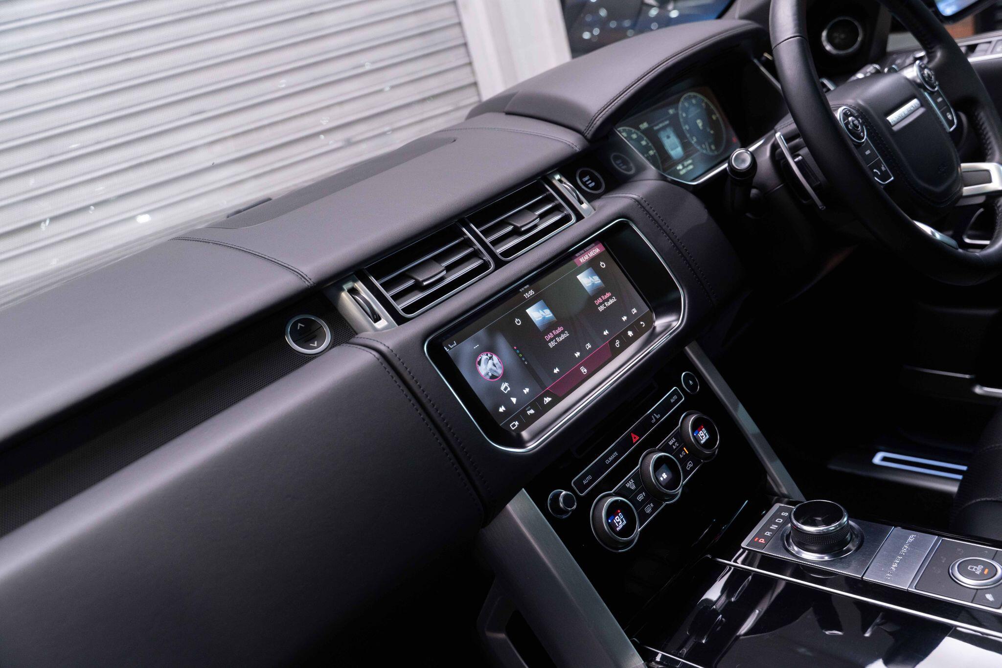 Land Rover Range Rover 5.0 V8 Autobiography Auto 4WD Euro 6 (s/s) 5dr 5dr Automatic 2025