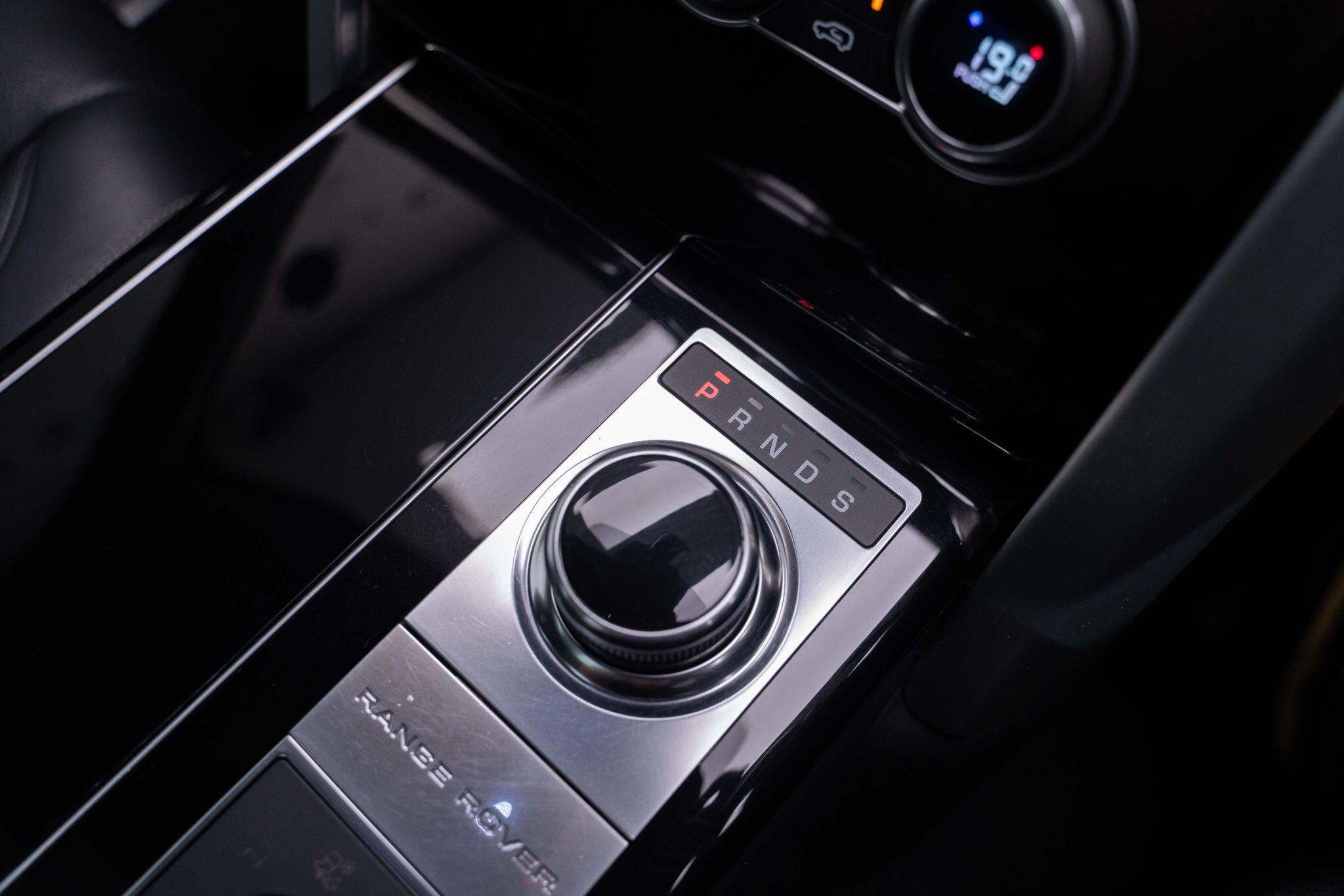 Land Rover Range Rover 5.0 V8 Autobiography Auto 4WD Euro 6 (s/s) 5dr 5dr Automatic 2025