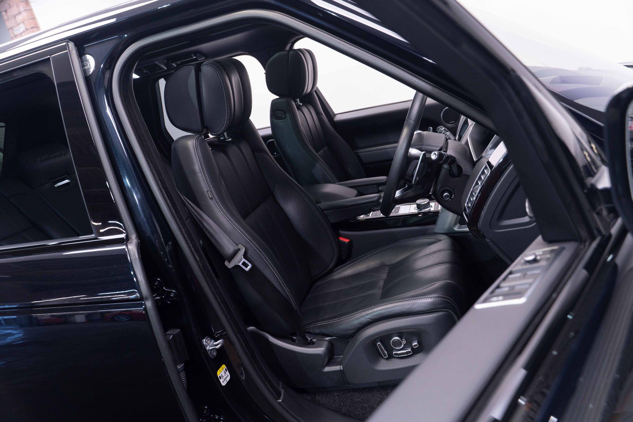 Land Rover Range Rover 5.0 V8 Autobiography Auto 4WD Euro 6 (s/s) 5dr 5dr Automatic 2025