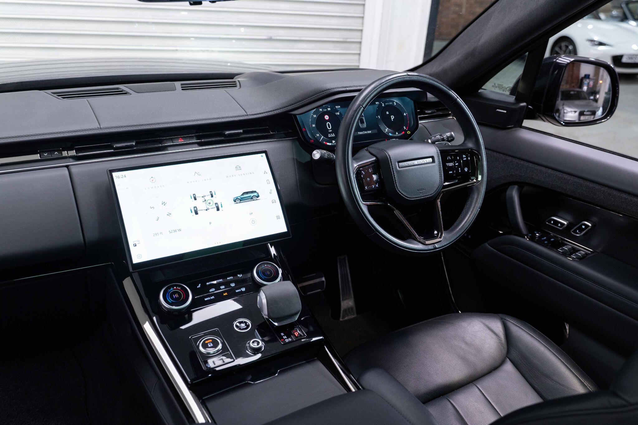 Land Rover Range Rover Sport 3.0 D300 MHEV Autobiography Auto 4WD Euro 6 (s/s) 5dr 5dr Automatic 2026
