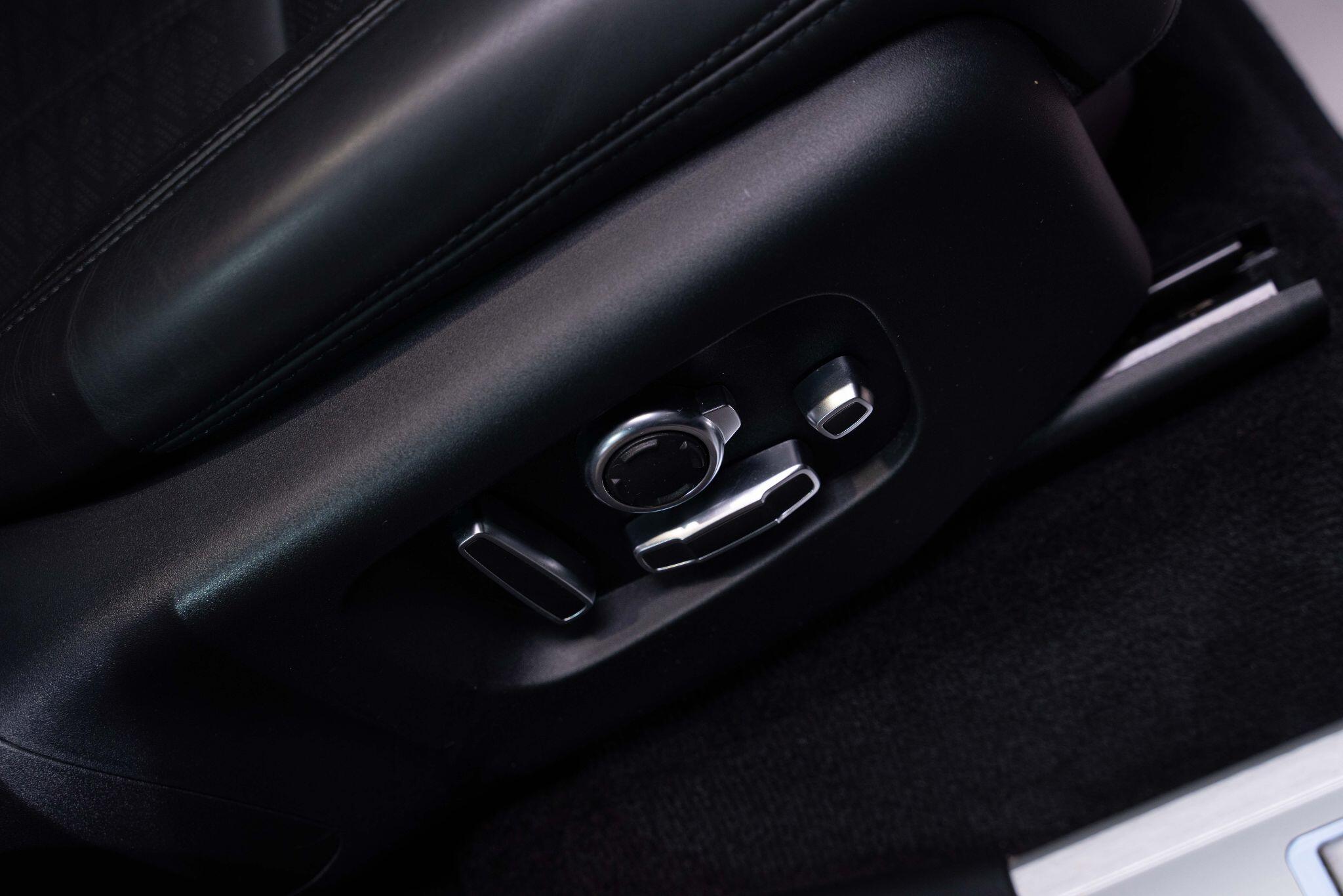 Land Rover Range Rover Sport 3.0 SD V6 Autobiography Dynamic Auto 4WD Euro 6 (s/s) 5dr 5dr Automatic 2026