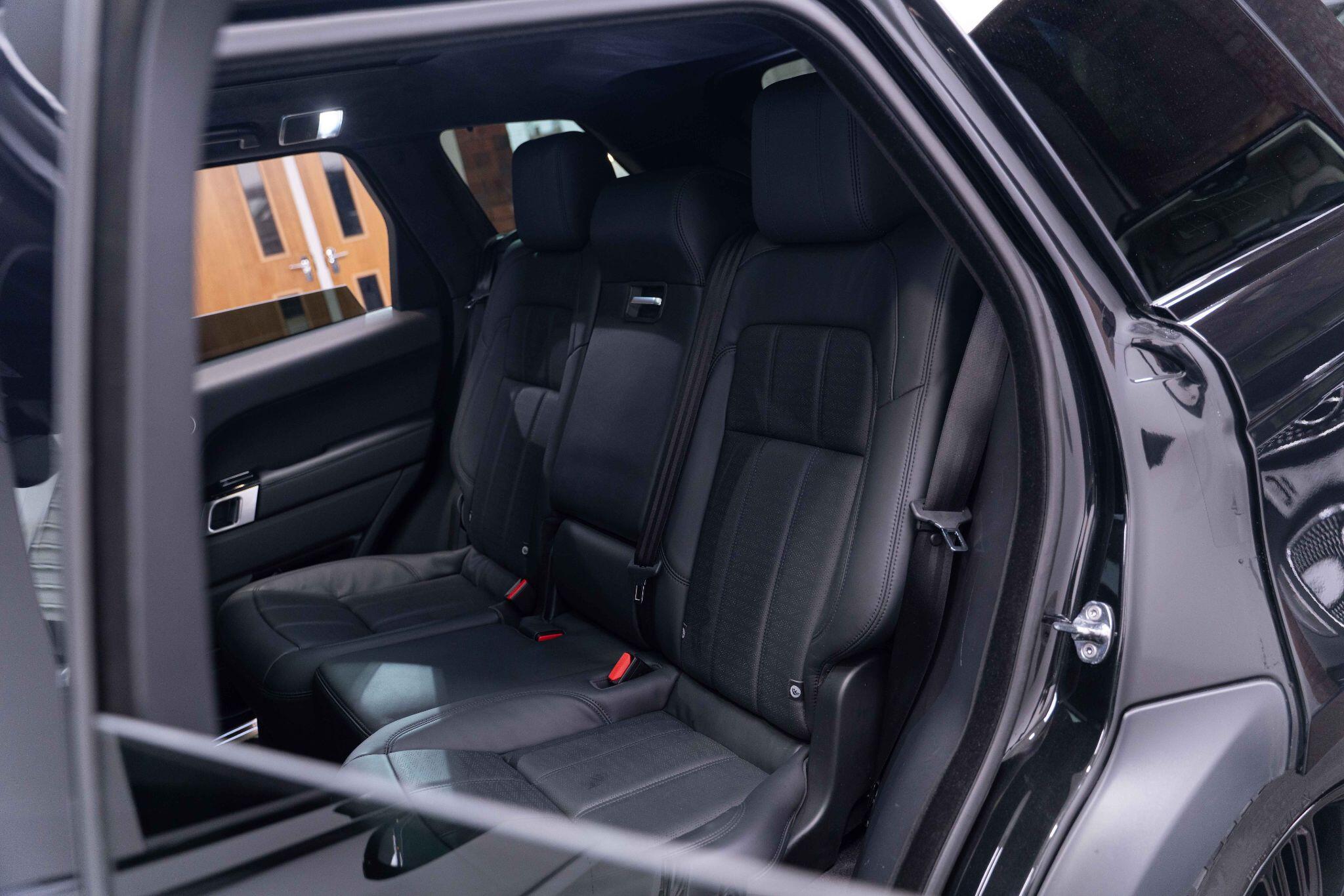 Land Rover Range Rover Sport 3.0 SD V6 Autobiography Dynamic Auto 4WD Euro 6 (s/s) 5dr 5dr Automatic 2026