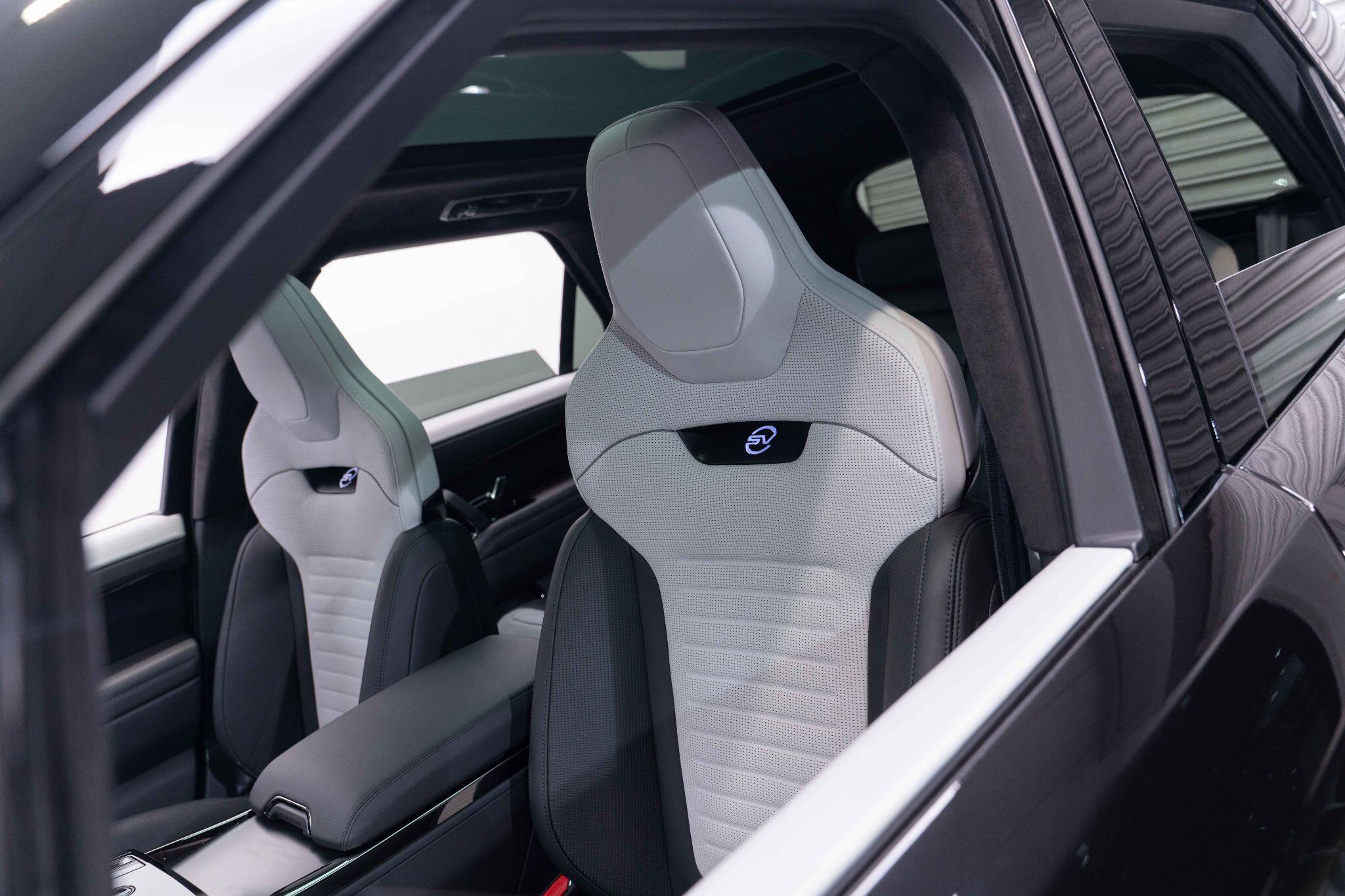 Land Rover Range Rover Sport 4.4 P635 V8 MHEV SV Edition One Gloss Auto 4WD Euro 6 (s/s) 5dr 5dr Automatic 2025