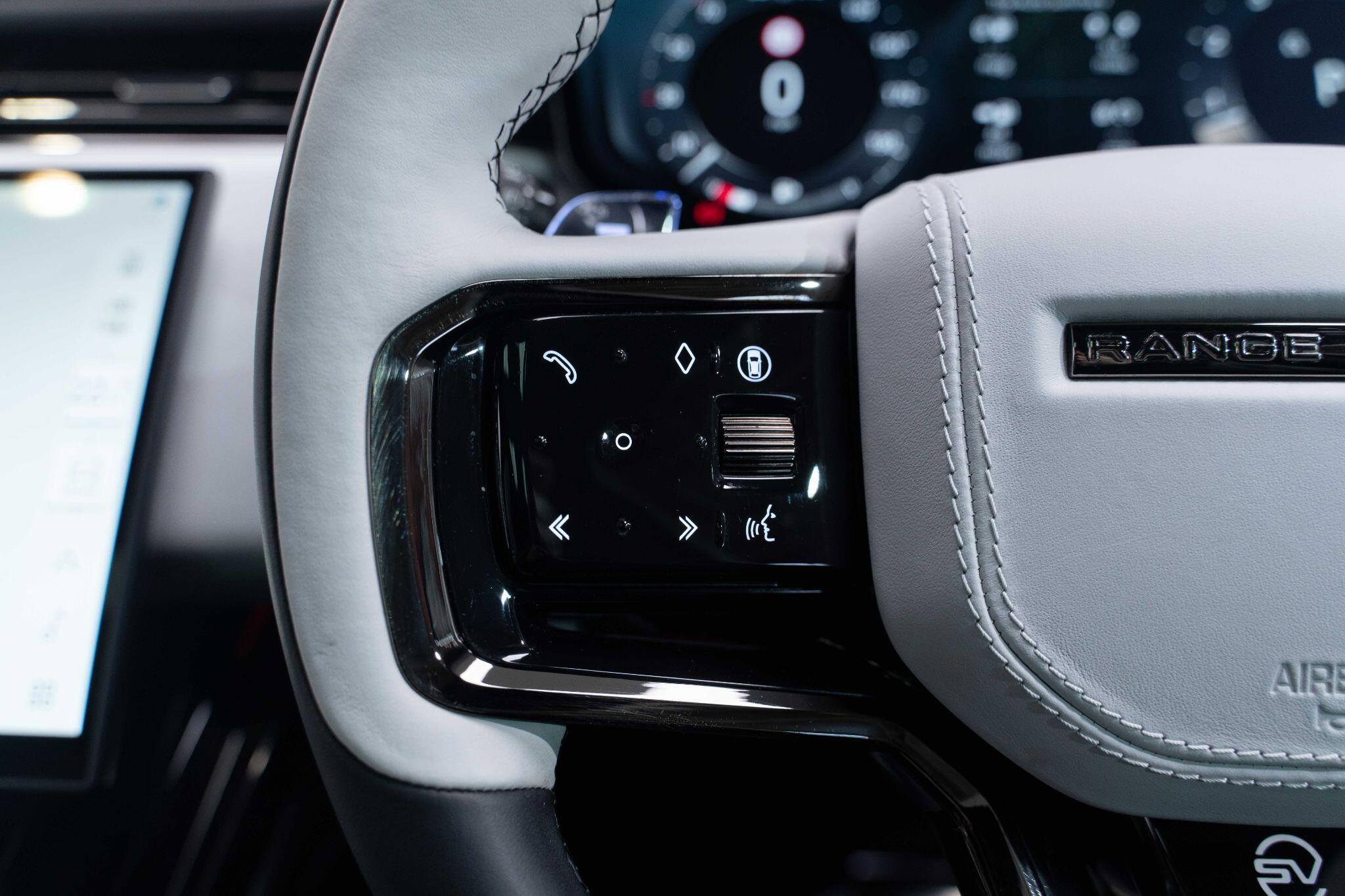 Land Rover Range Rover Sport 4.4 P635 V8 MHEV SV Edition One Gloss Auto 4WD Euro 6 (s/s) 5dr 5dr Automatic 2025