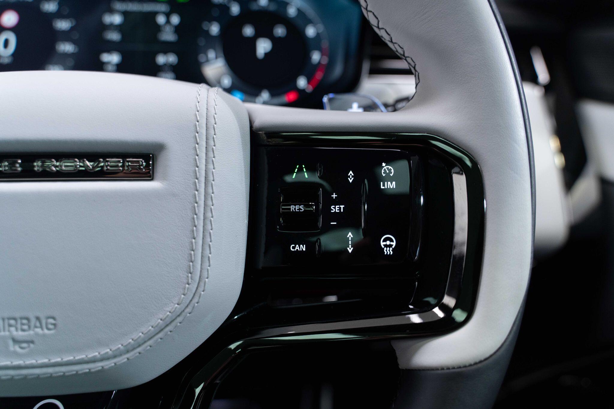 Land Rover Range Rover Sport 4.4 P635 V8 MHEV SV Edition One Gloss Auto 4WD Euro 6 (s/s) 5dr 5dr Automatic 2025