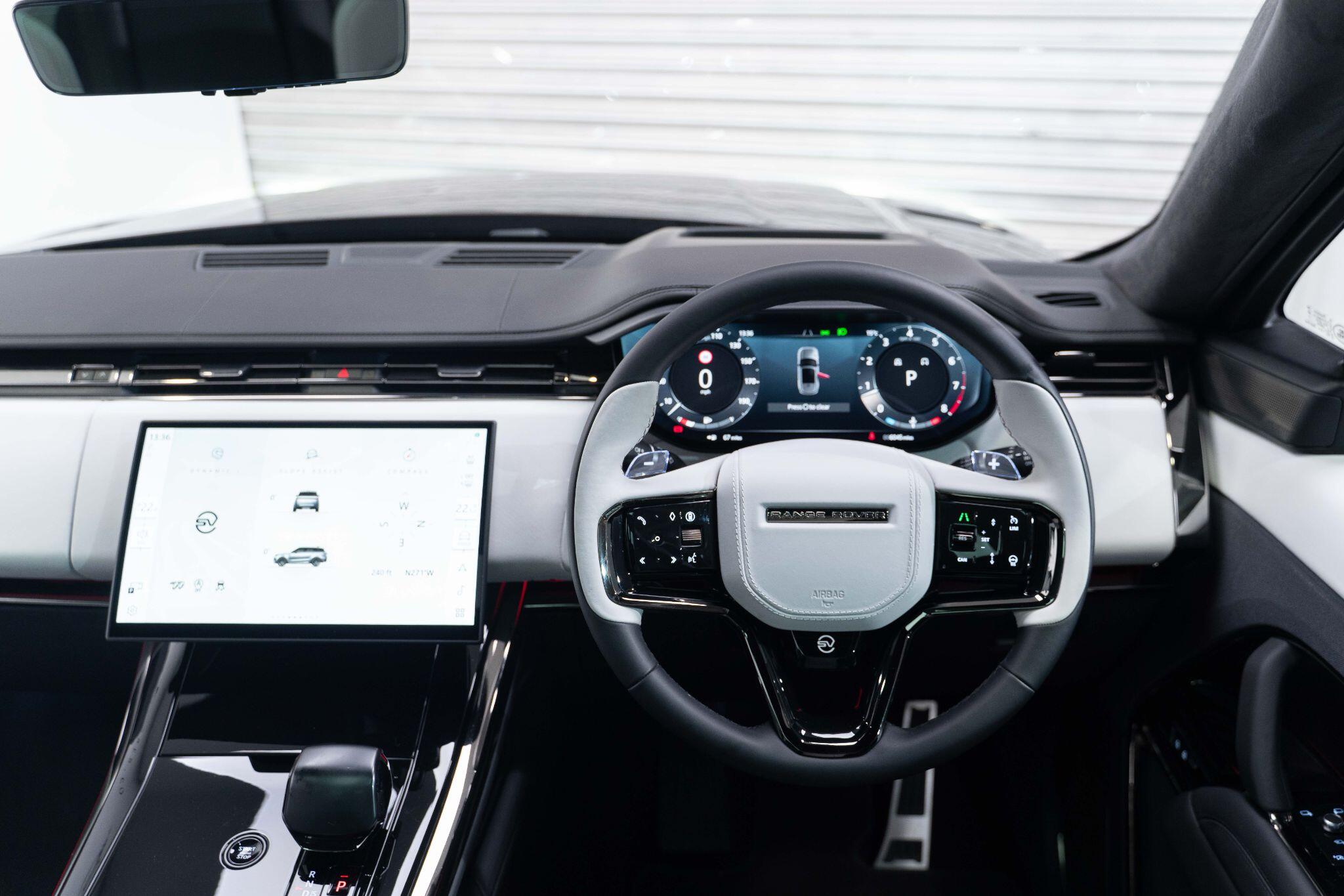 Land Rover Range Rover Sport 4.4 P635 V8 MHEV SV Edition One Gloss Auto 4WD Euro 6 (s/s) 5dr 5dr Automatic 2025