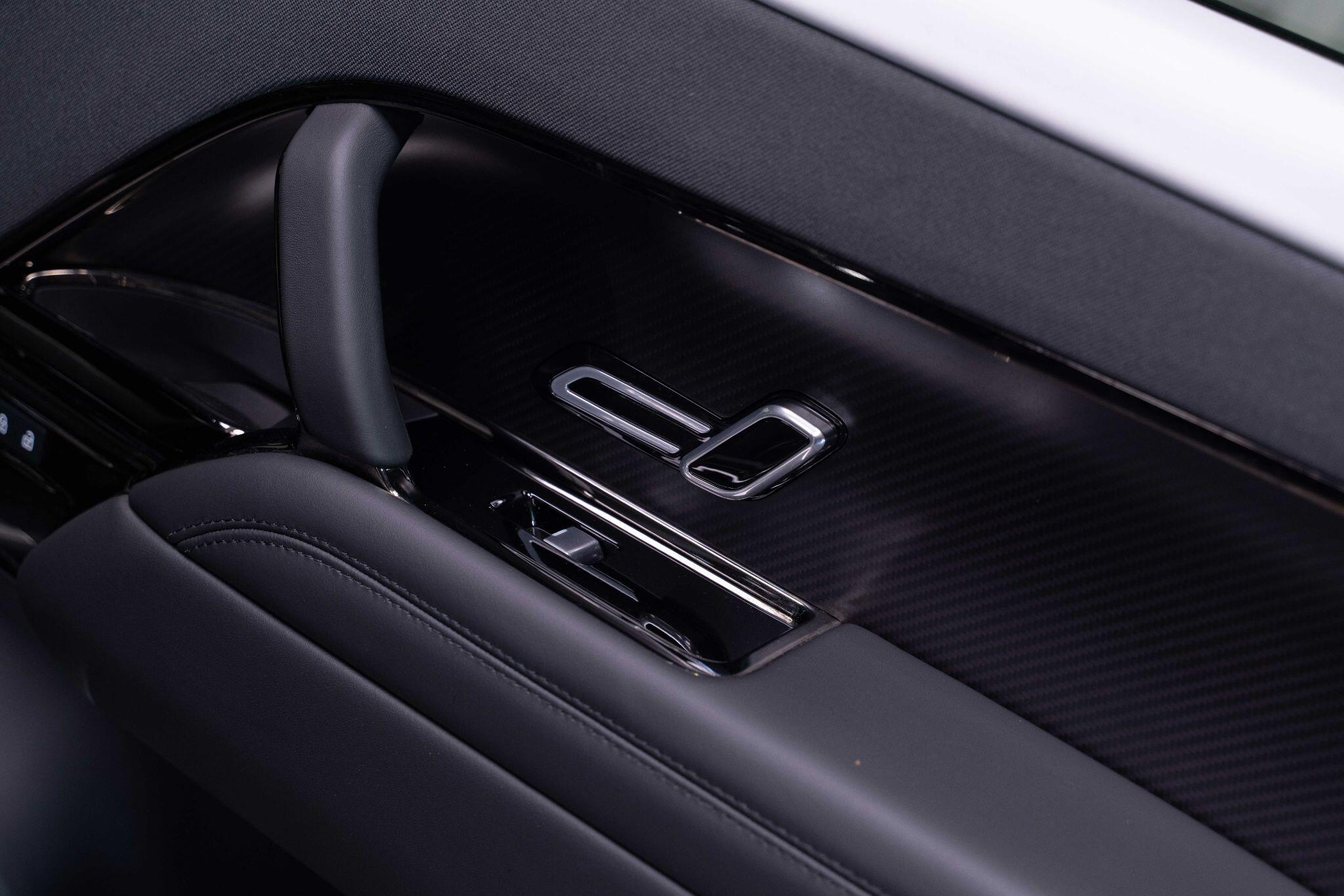 Land Rover Range Rover Sport 4.4 P635 V8 MHEV SV Edition One Gloss Auto 4WD Euro 6 (s/s) 5dr 5dr Automatic 2025