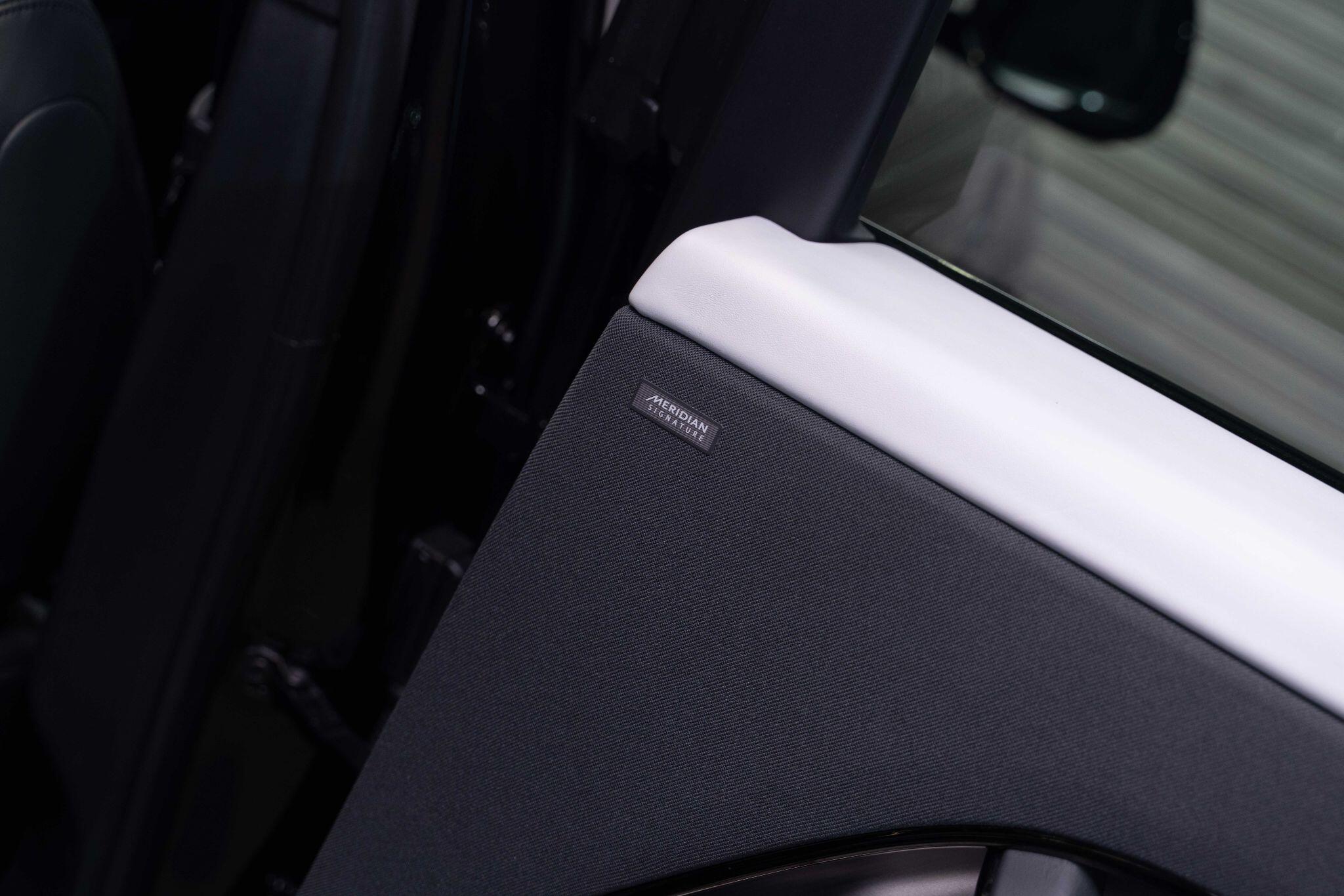 Land Rover Range Rover Sport 4.4 P635 V8 MHEV SV Edition One Gloss Auto 4WD Euro 6 (s/s) 5dr 5dr Automatic 2025