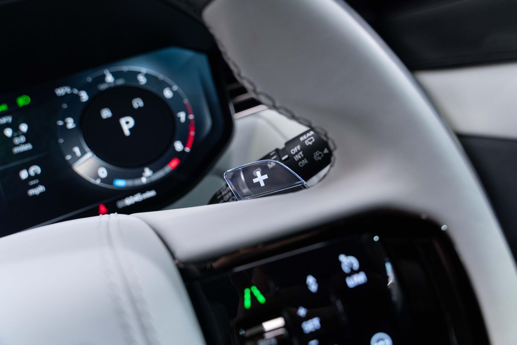 Land Rover Range Rover Sport 4.4 P635 V8 MHEV SV Edition One Gloss Auto 4WD Euro 6 (s/s) 5dr 5dr Automatic 2025