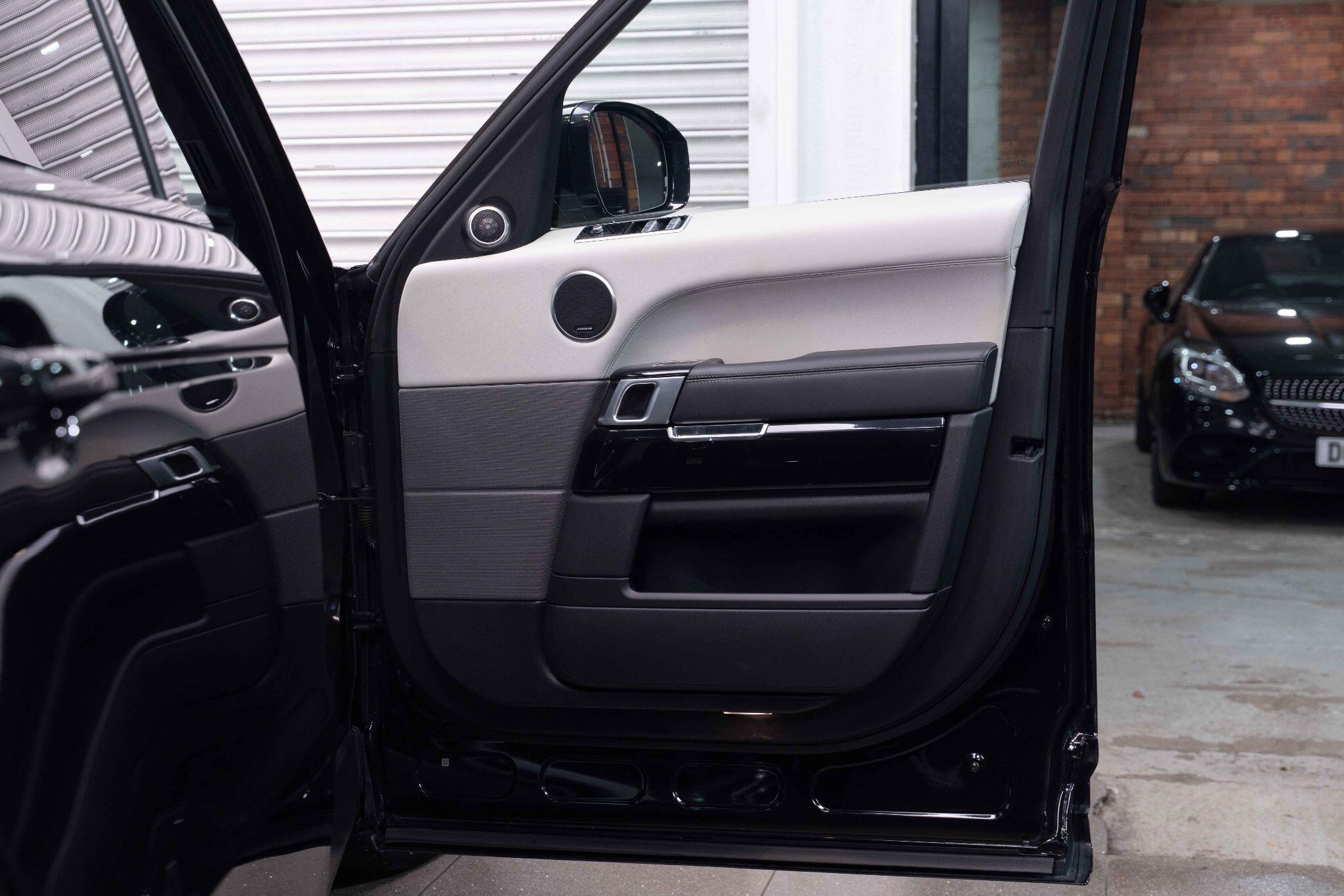 Land Rover Range Rover Sport 5.0 P575 V8 SVR Auto 4WD Euro 6 (s/s) 5dr 5dr Automatic 2026