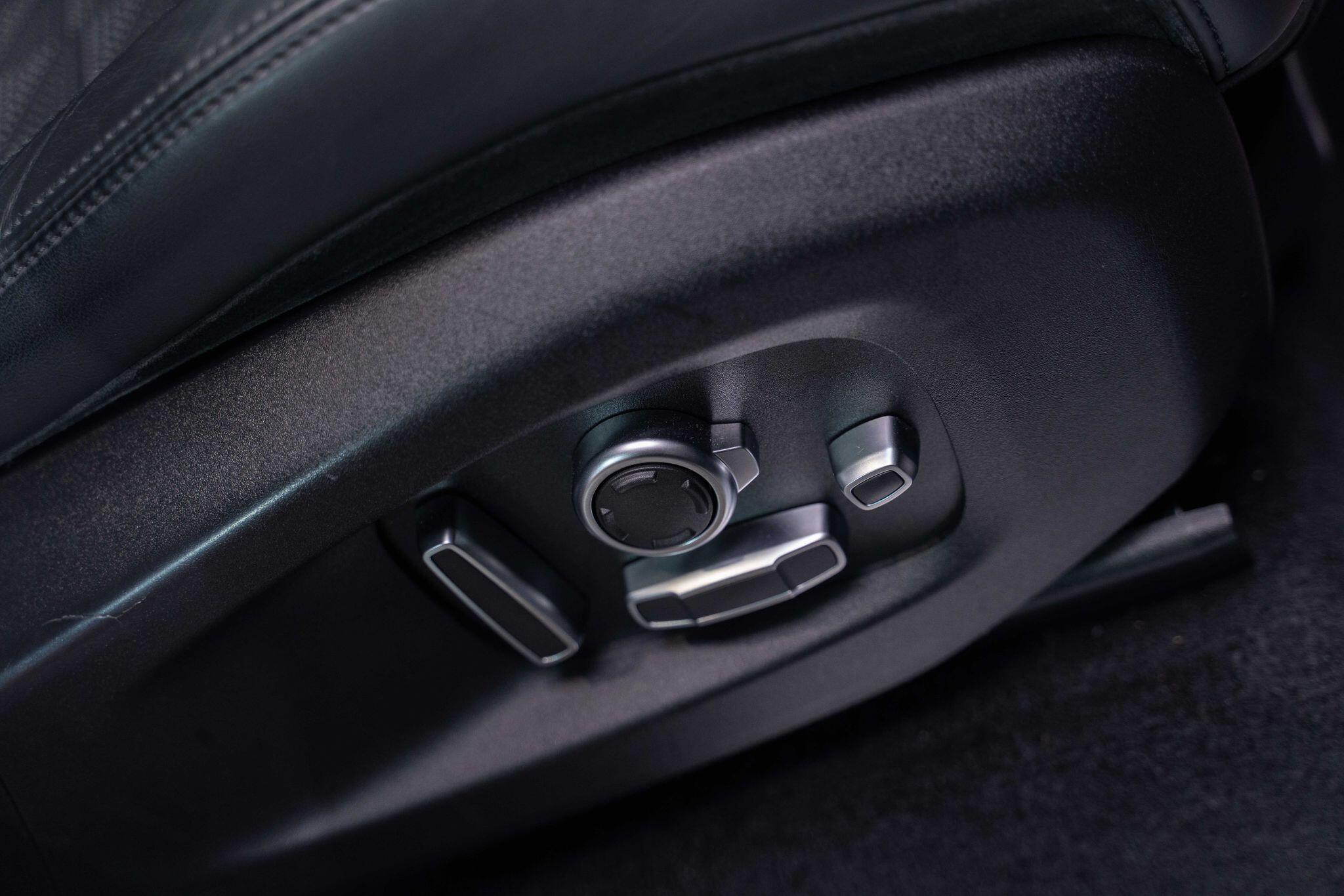 Land Rover Range Rover Sport 5.0 P575 V8 SVR Carbon Edition Auto 4WD Euro 6 (s/s) 5dr 5dr Automatic 2025