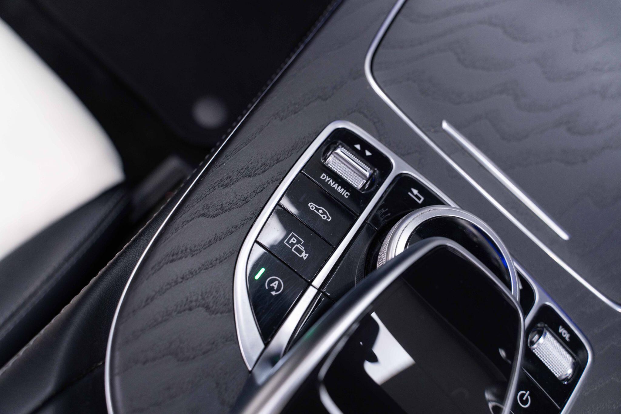 Mercedes-Benz E Class 2.0 E300 AMG Line (Premium Plus) Cabriolet G-Tronic+ Euro 6 (s/s) 2dr 2dr Automatic 2026