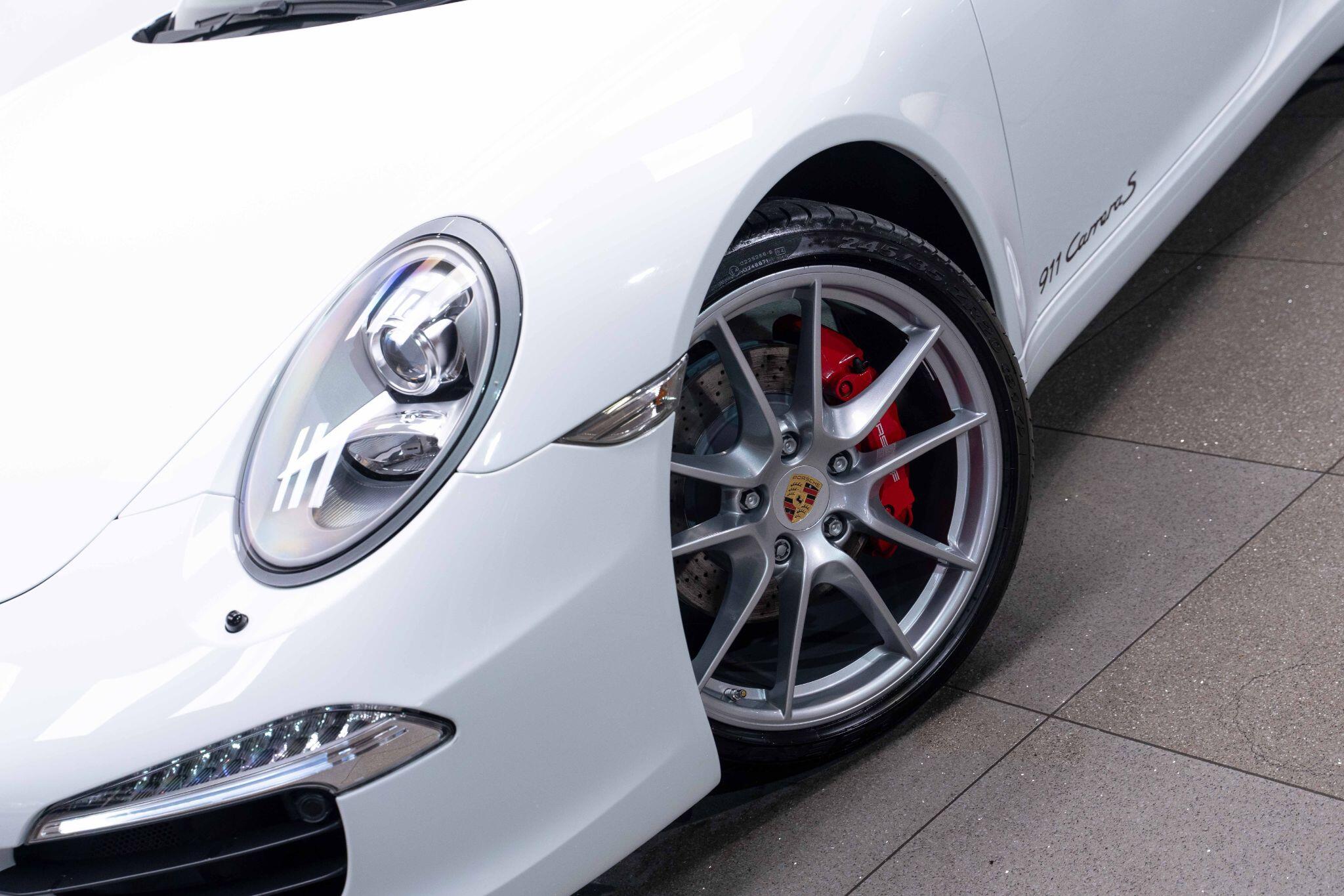 Porsche 911 3.8 991 Carrera S Coupe 2dr Petrol PDK Euro 6 (s/s) (400 ps) 2dr Automatic 2025