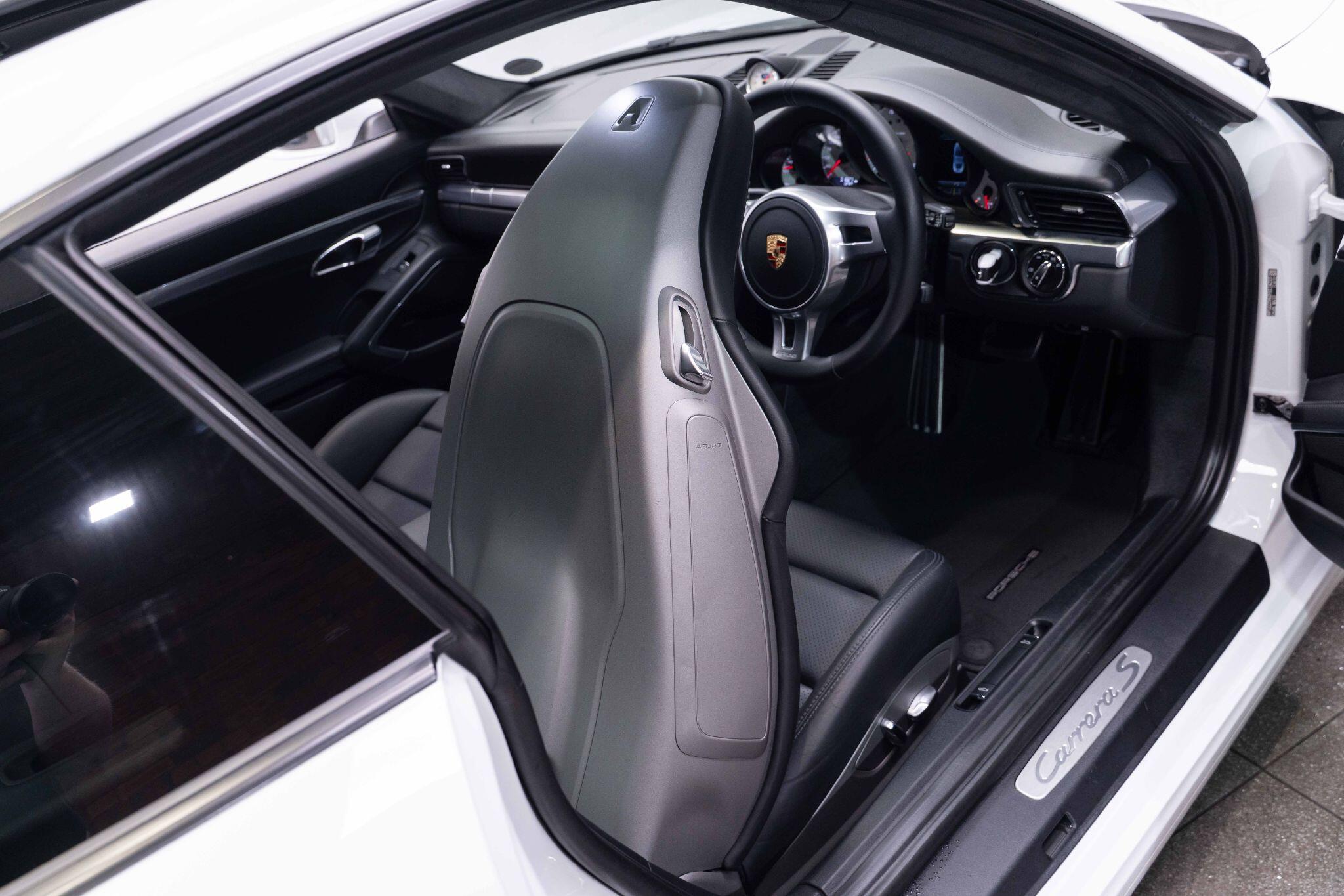 Porsche 911 3.8 991 Carrera S Coupe 2dr Petrol PDK Euro 6 (s/s) (400 ps) 2dr Automatic 2025