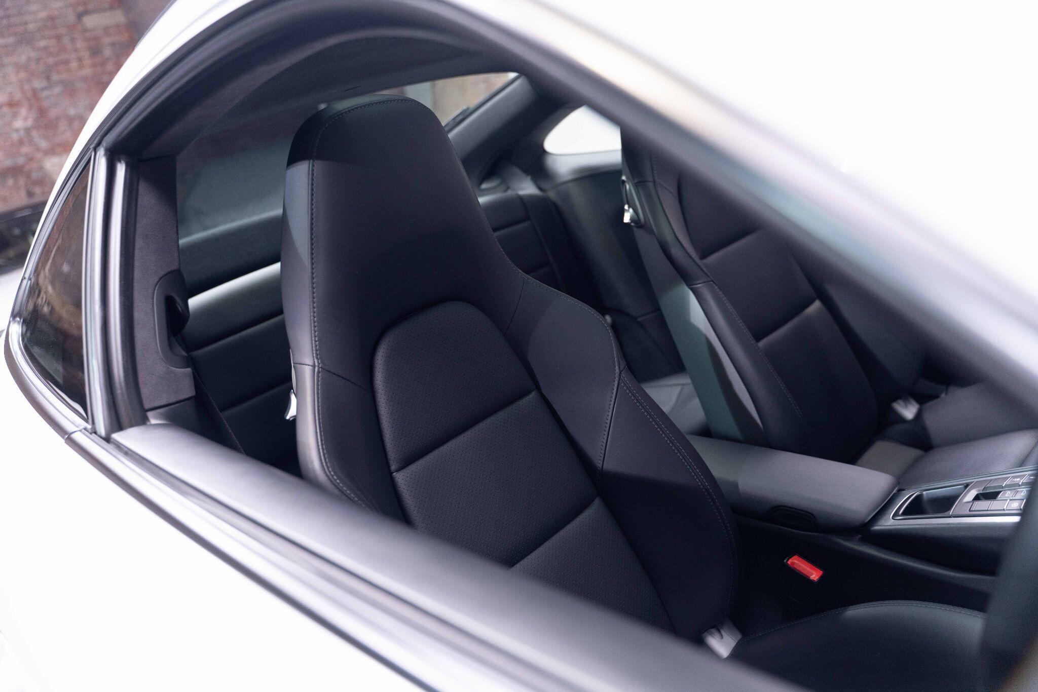 Porsche 911 3.8 991 Carrera S Coupe 2dr Petrol PDK Euro 6 (s/s) (400 ps) 2dr Automatic 2025