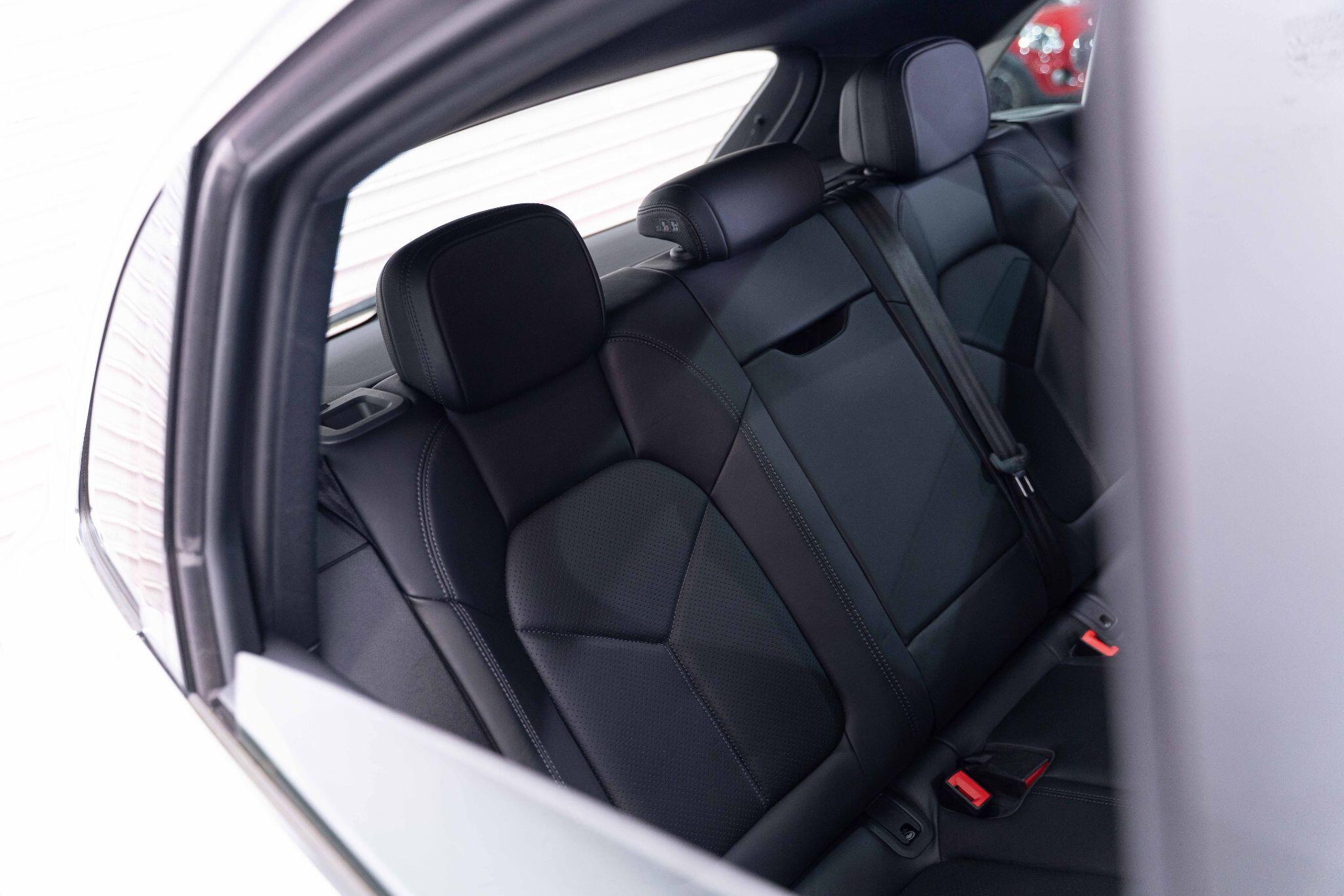 Porsche Macan 3.0T V6 S PDK 4WD Euro 6 (s/s) 5dr 5dr Automatic 2026