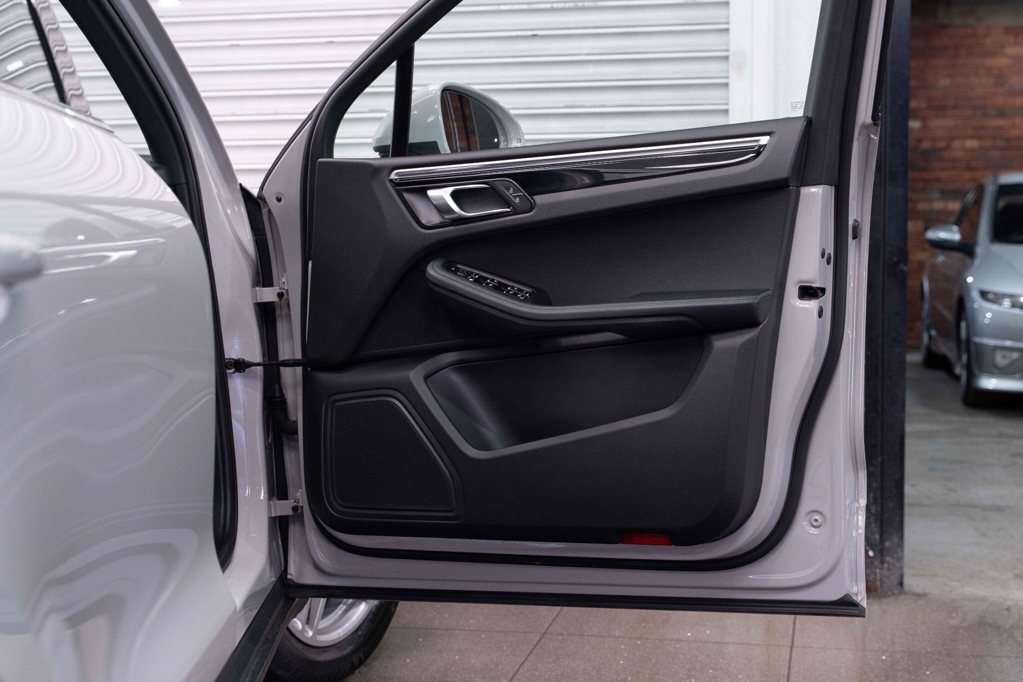 Porsche Macan 3.0T V6 S PDK 4WD Euro 6 (s/s) 5dr 5dr Automatic 2026