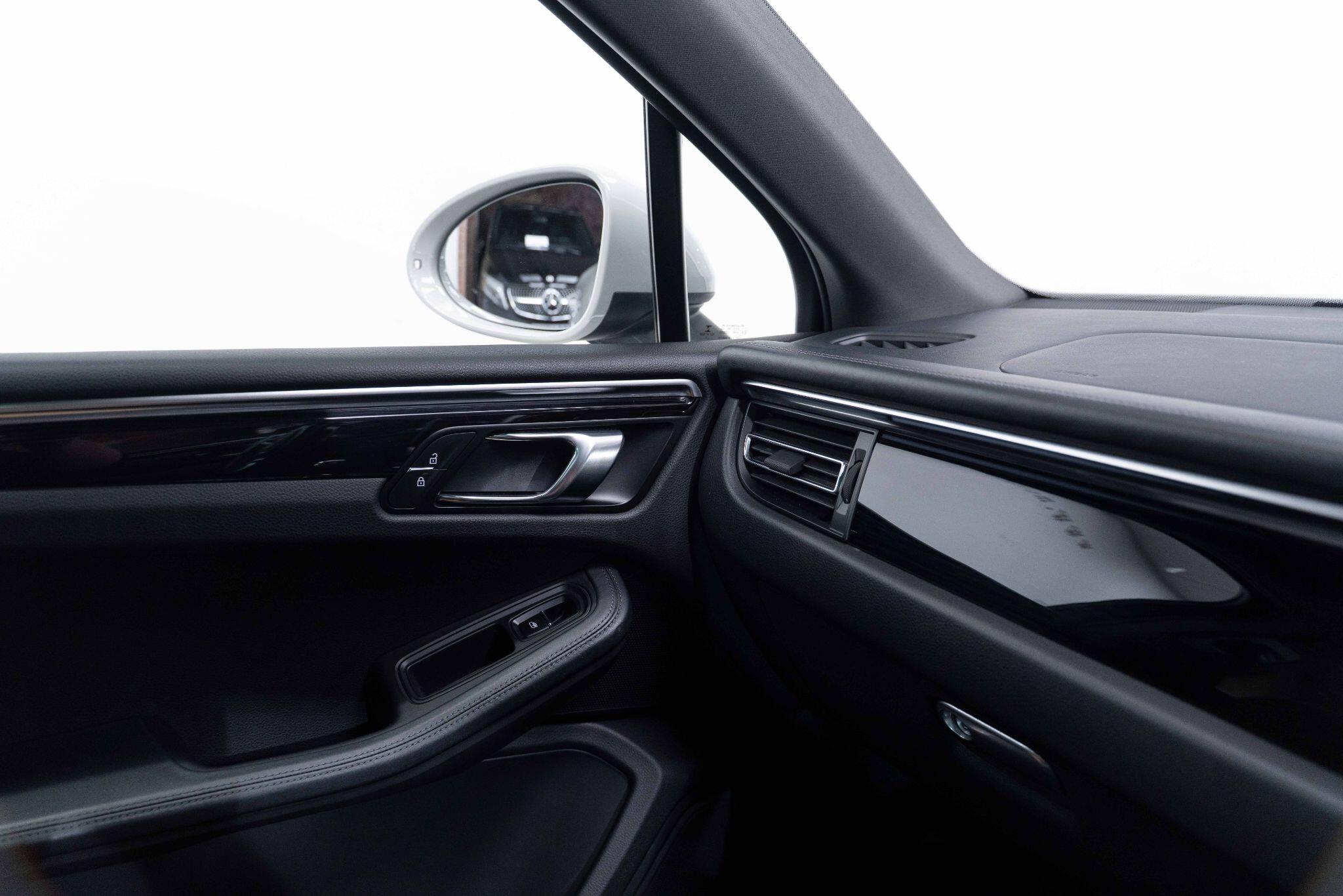 Porsche Macan 3.0T V6 S PDK 4WD Euro 6 (s/s) 5dr 5dr Automatic 2026