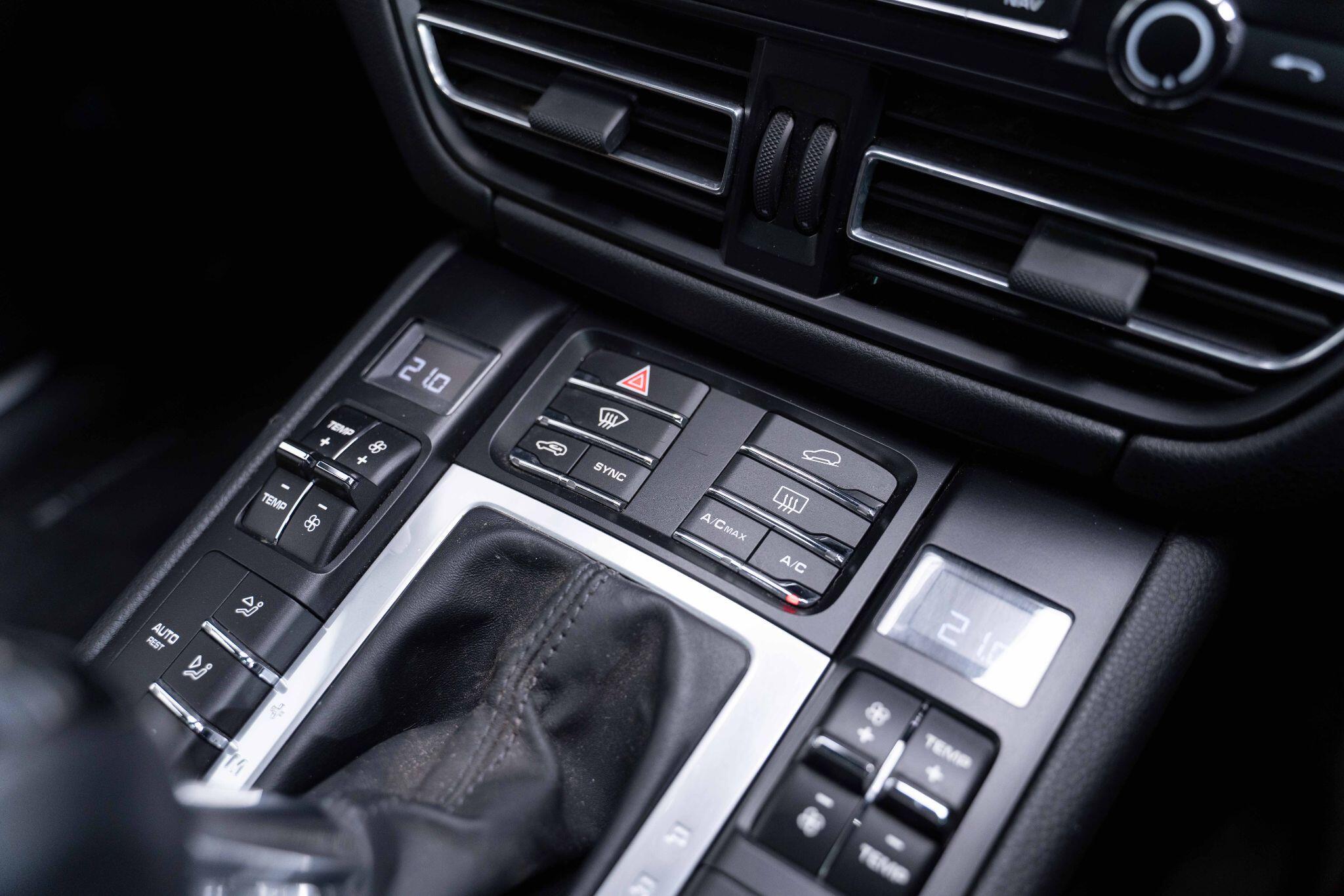 Porsche Macan 3.0T V6 S PDK 4WD Euro 6 (s/s) 5dr 5dr Automatic 2026