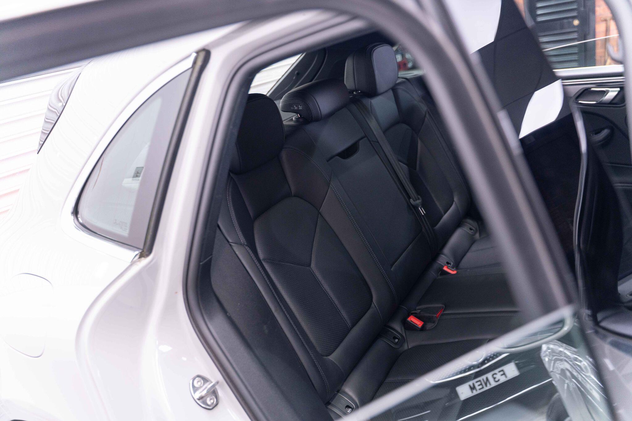 Porsche Macan 3.0T V6 S PDK 4WD Euro 6 (s/s) 5dr 5dr Automatic 2026