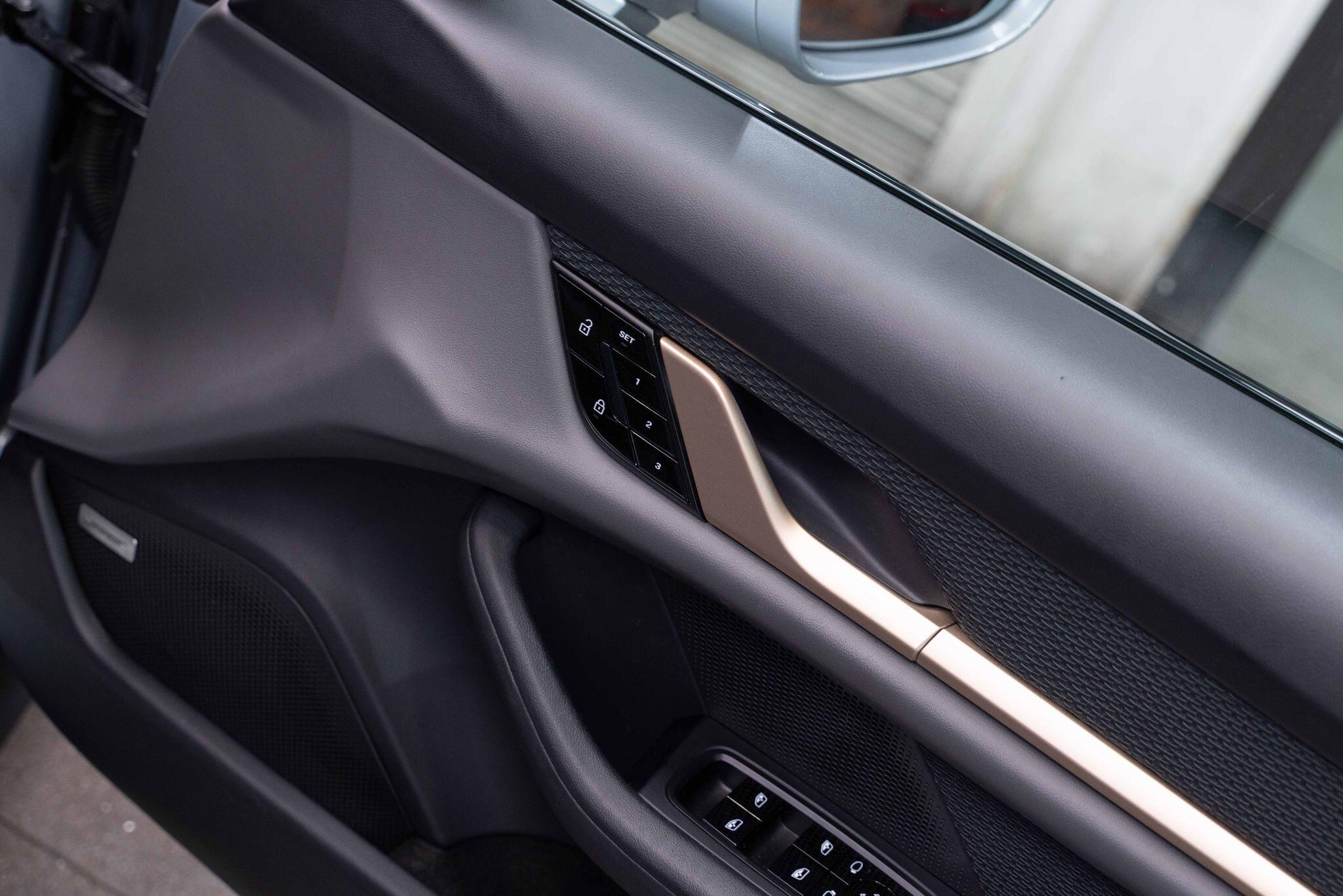 Porsche Taycan Performance Plus 93.4kWh 4S Auto 4WD 4dr 4dr Automatic 2026