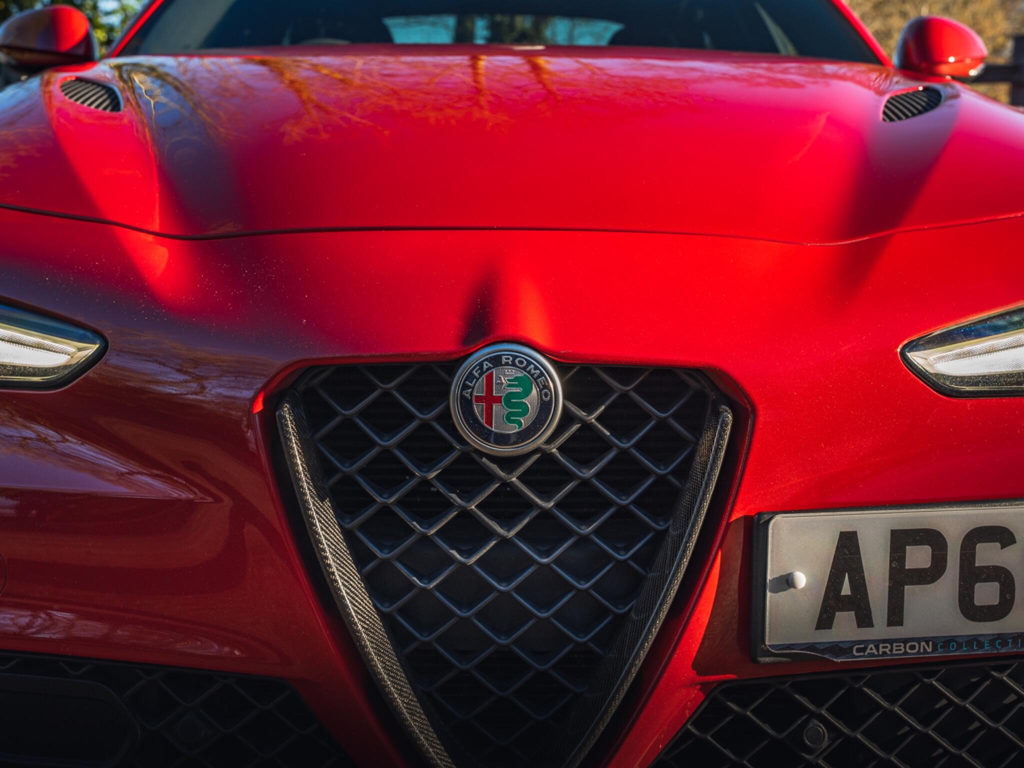 Alfa Romeo Giulia 2.9 V6 Bi-Turbo Quadrifoglio Auto Euro 6 (s/s) 4dr 4dr Automatic 2026