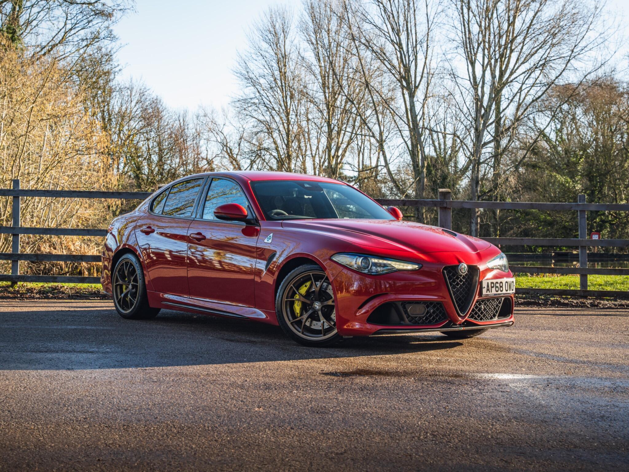 Alfa Romeo Giulia 2.9 V6 Bi-Turbo Quadrifoglio Auto Euro 6 (s/s) 4dr 4dr Automatic 2026