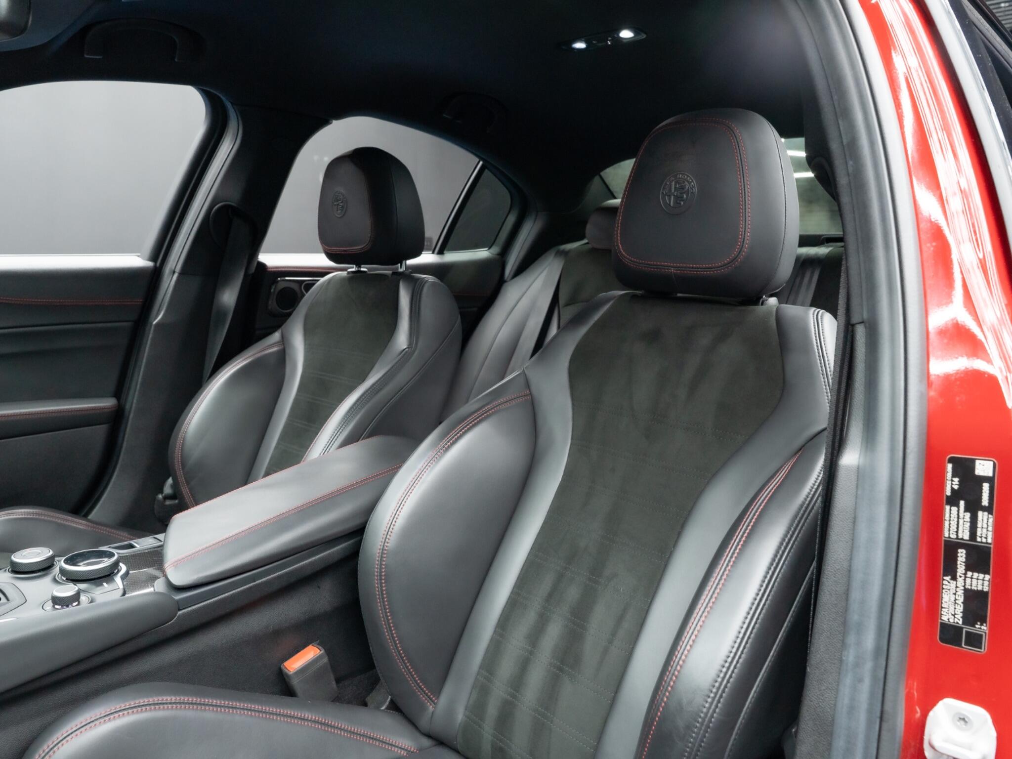 Alfa Romeo Giulia 2.9 V6 Bi-Turbo Quadrifoglio Auto Euro 6 (s/s) 4dr 4dr Automatic 2026