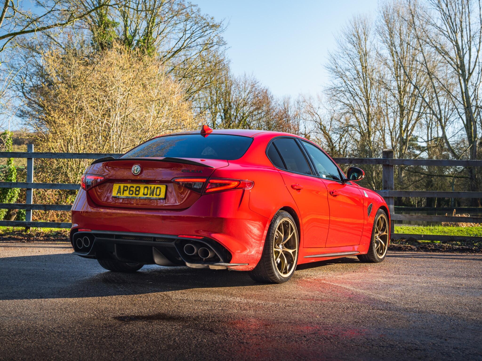 Alfa Romeo Giulia 2.9 V6 Bi-Turbo Quadrifoglio Auto Euro 6 (s/s) 4dr 4dr Automatic 2026