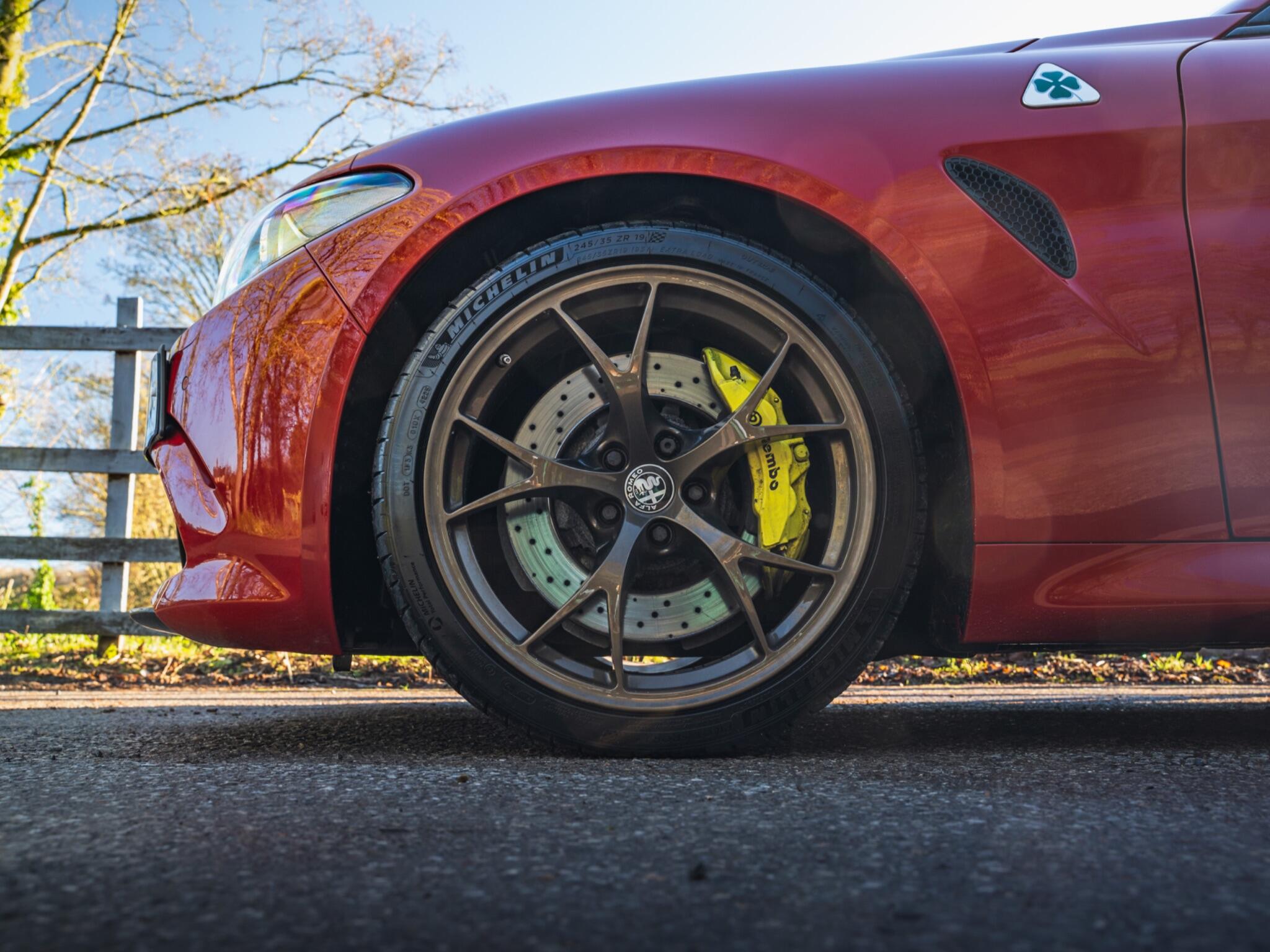 Alfa Romeo Giulia 2.9 V6 Bi-Turbo Quadrifoglio Auto Euro 6 (s/s) 4dr 4dr Automatic 2026