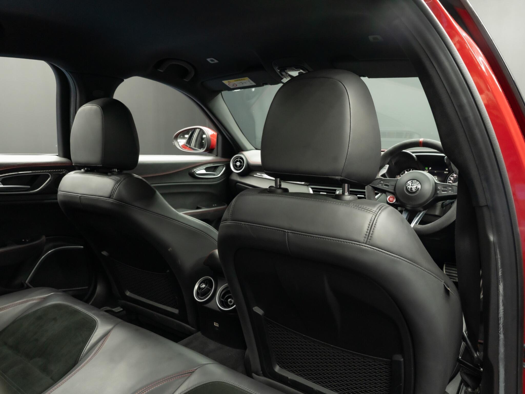 Alfa Romeo Giulia 2.9 V6 Bi-Turbo Quadrifoglio Auto Euro 6 (s/s) 4dr 4dr Automatic 2026