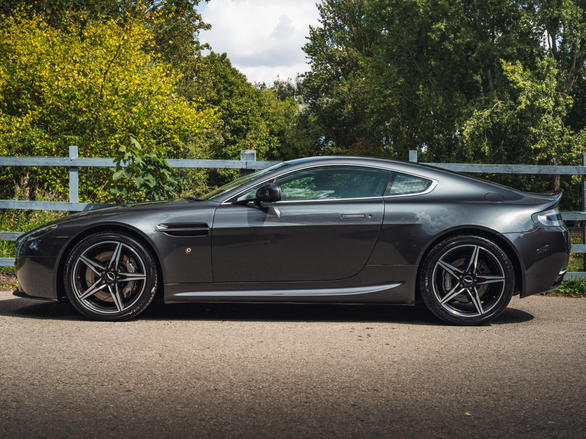 Aston Martin Vantage 4.7 V8 Sportshift II Euro 6 2dr 2dr Automatic 2025