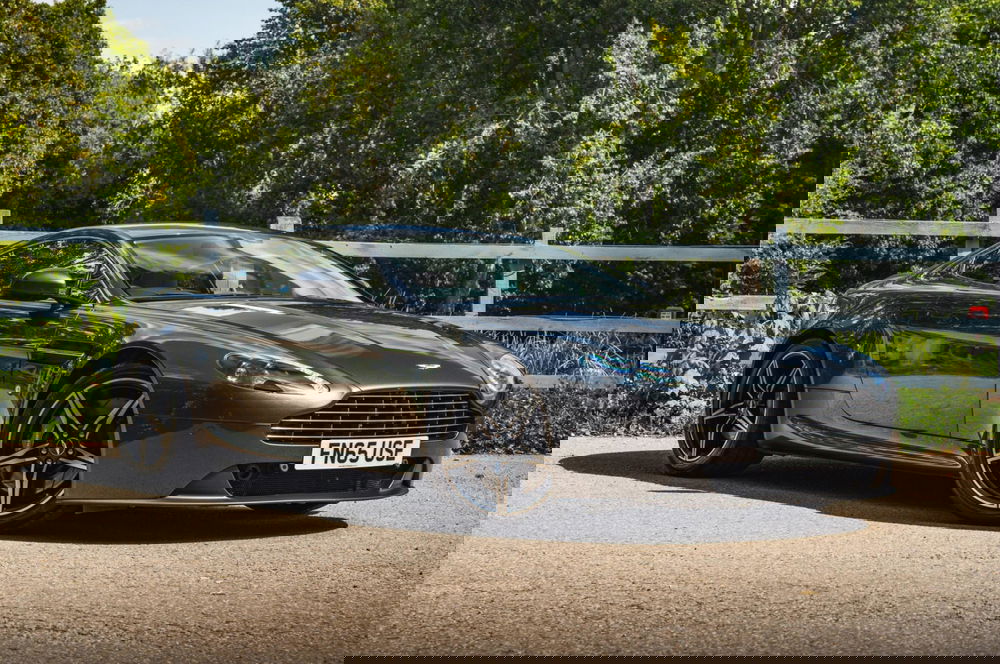 Aston Martin Vantage