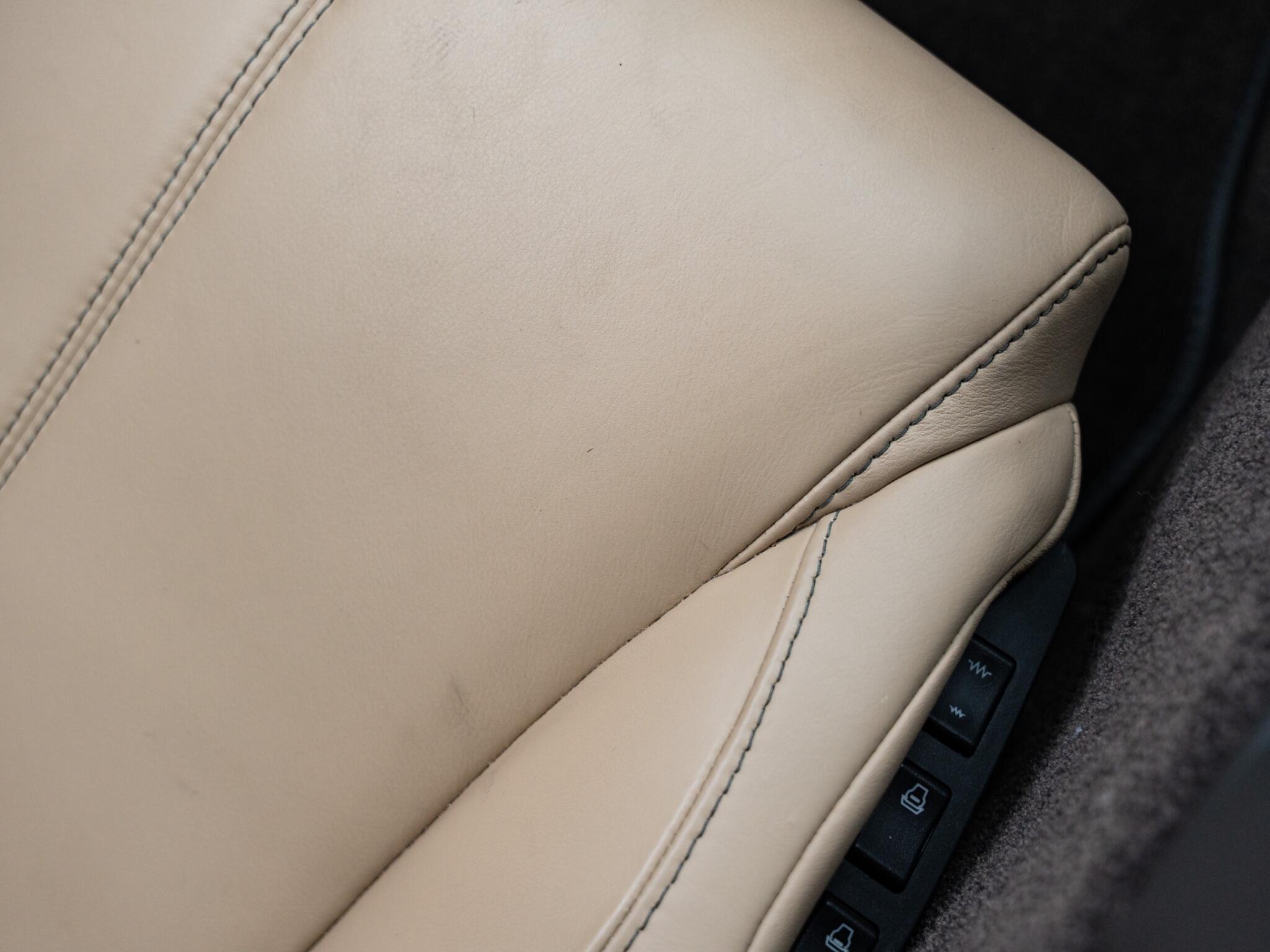 Aston Martin Vantage 4.7 V8 Sportshift II Euro 6 2dr 2dr Automatic 2025